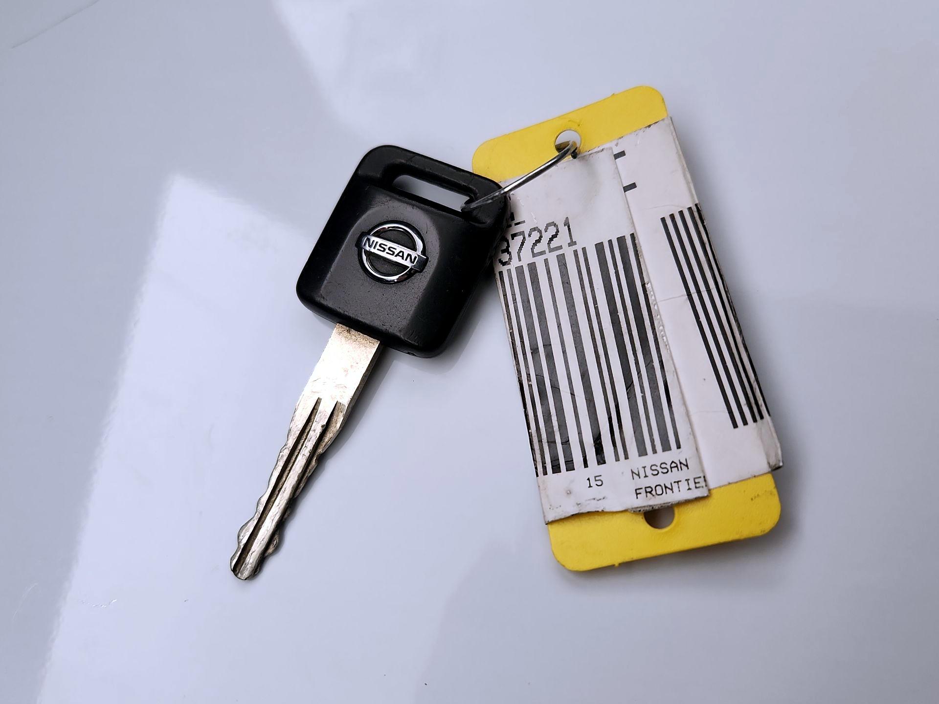 Thumbnail: 2015 Nissan Frontier - 20