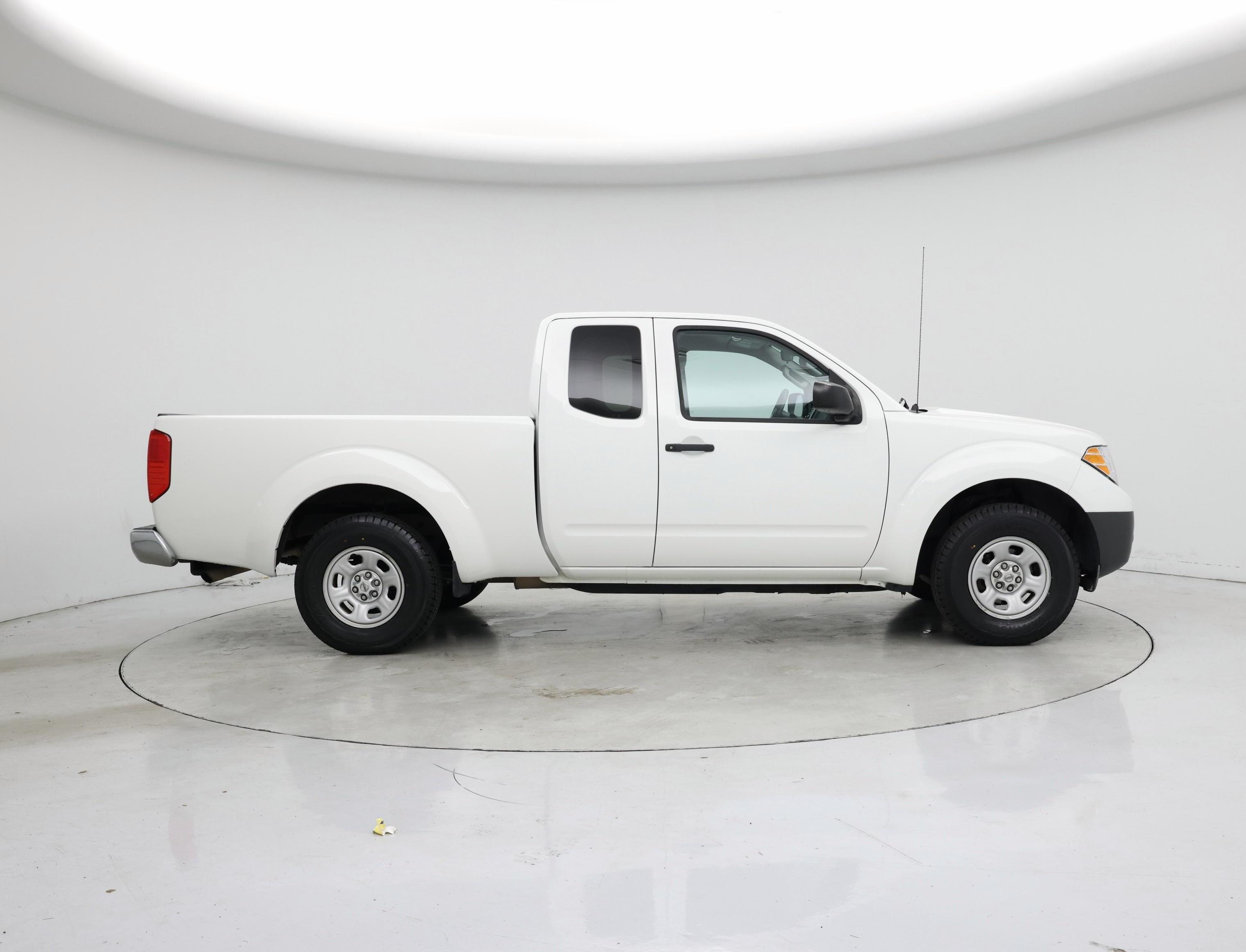 Thumbnail: 2015 Nissan Frontier - 7