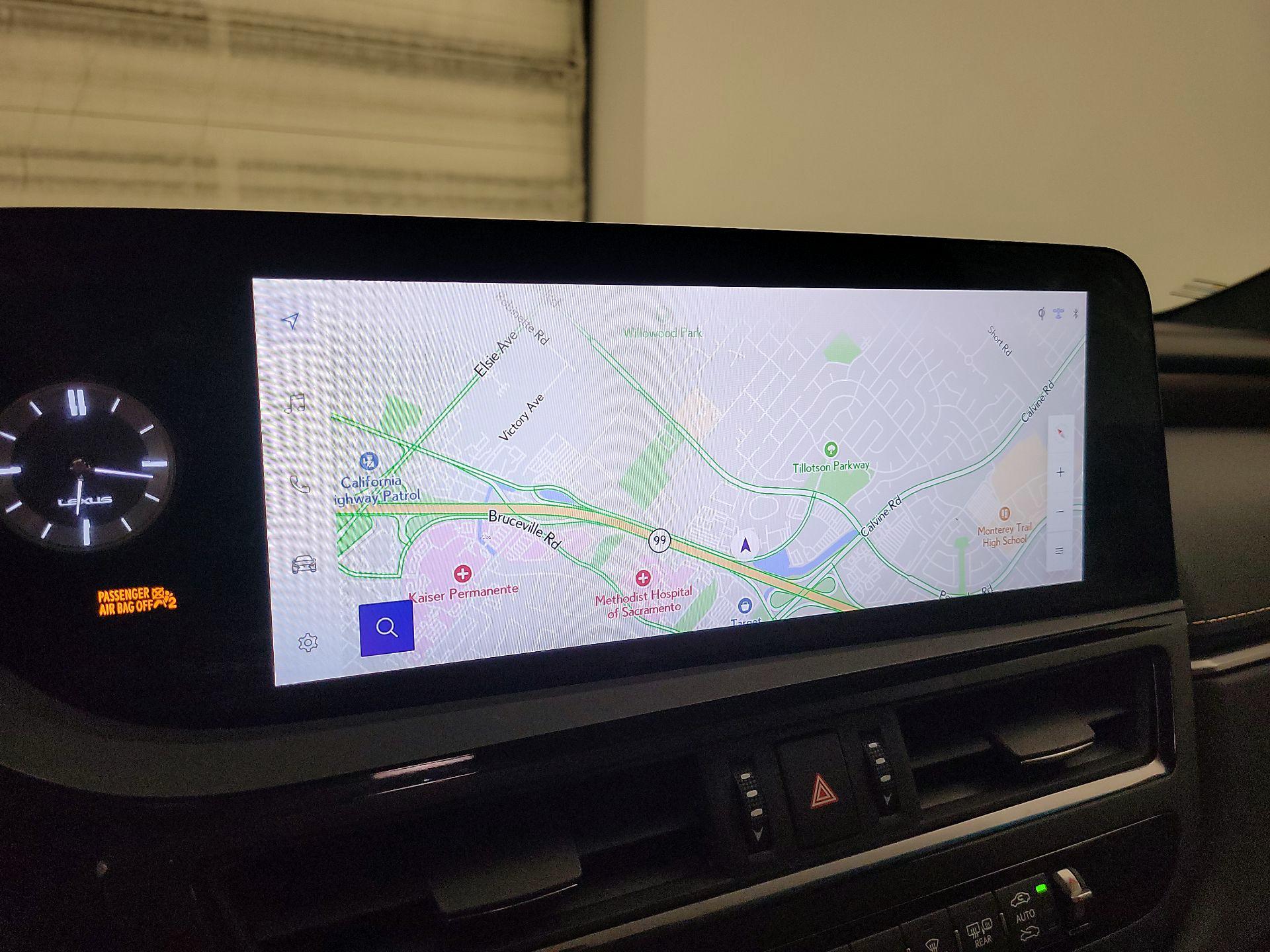 Thumbnail: 2025 Lexus ES - 13