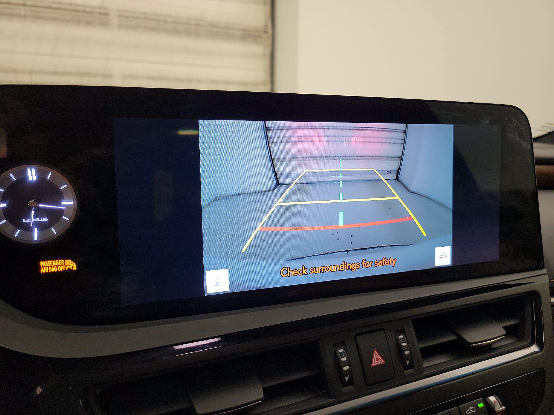 Thumbnail: 2025 Lexus ES - 14