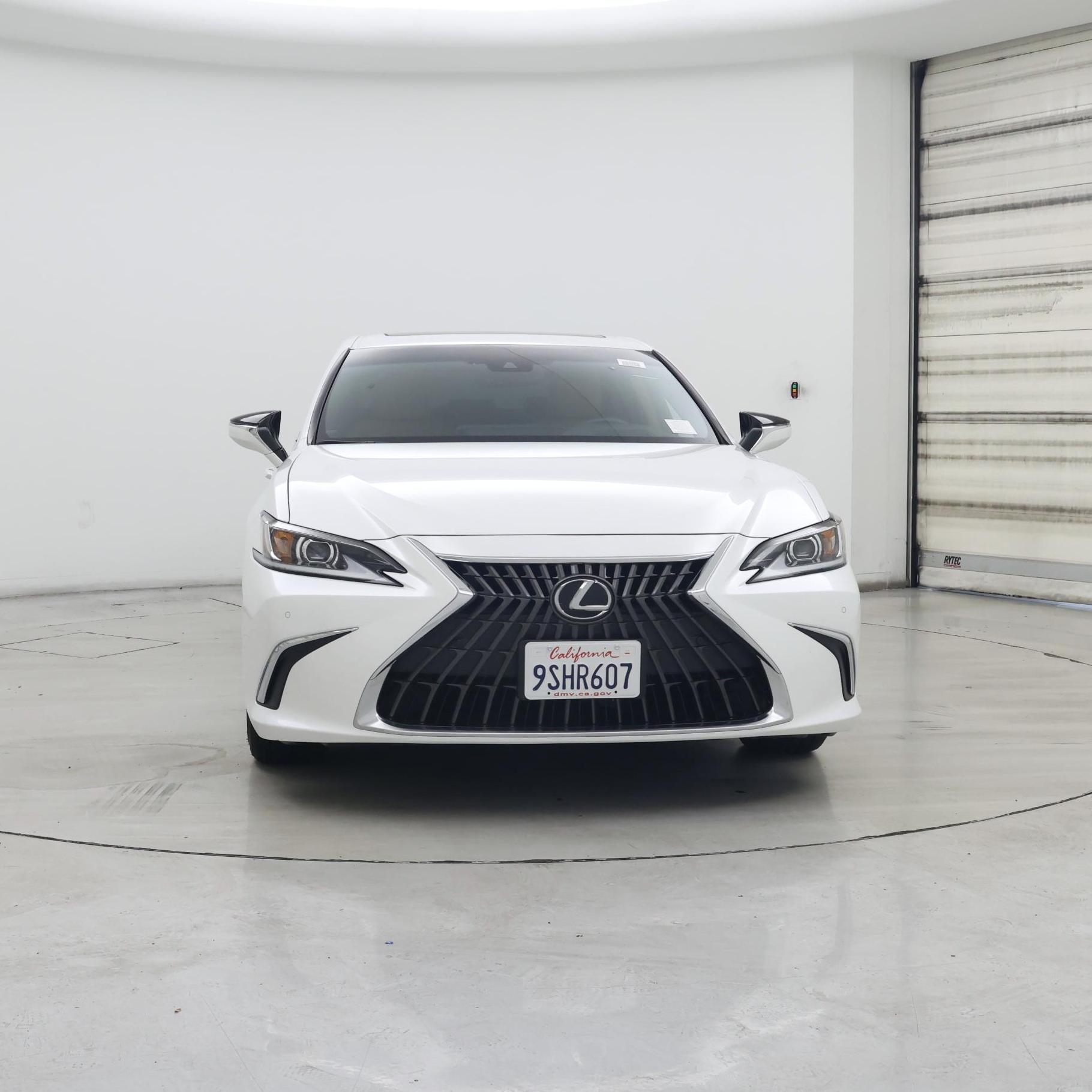 Thumbnail: 2025 Lexus ES - 5