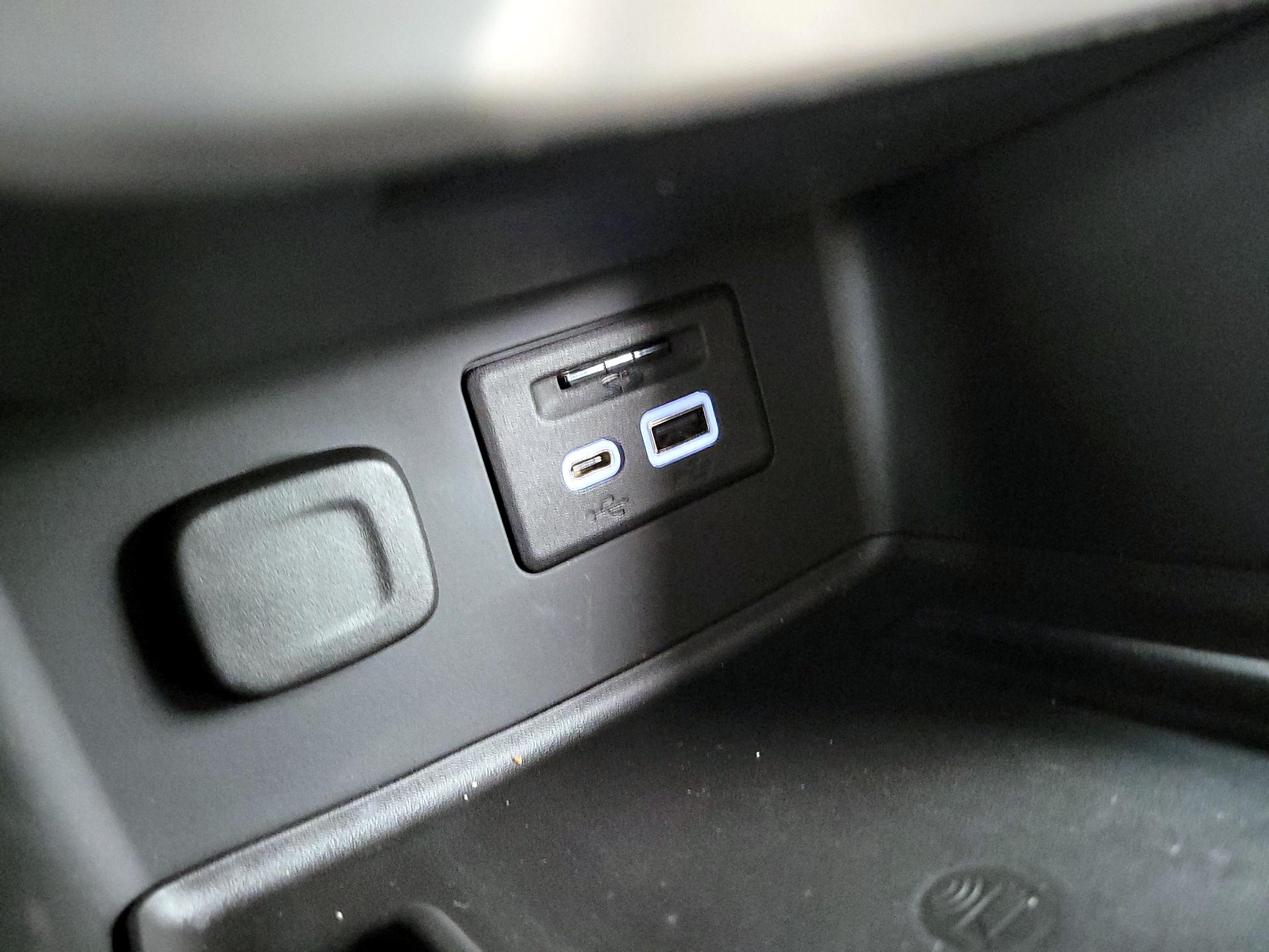 Thumbnail: 2021 GMC Acadia - 18