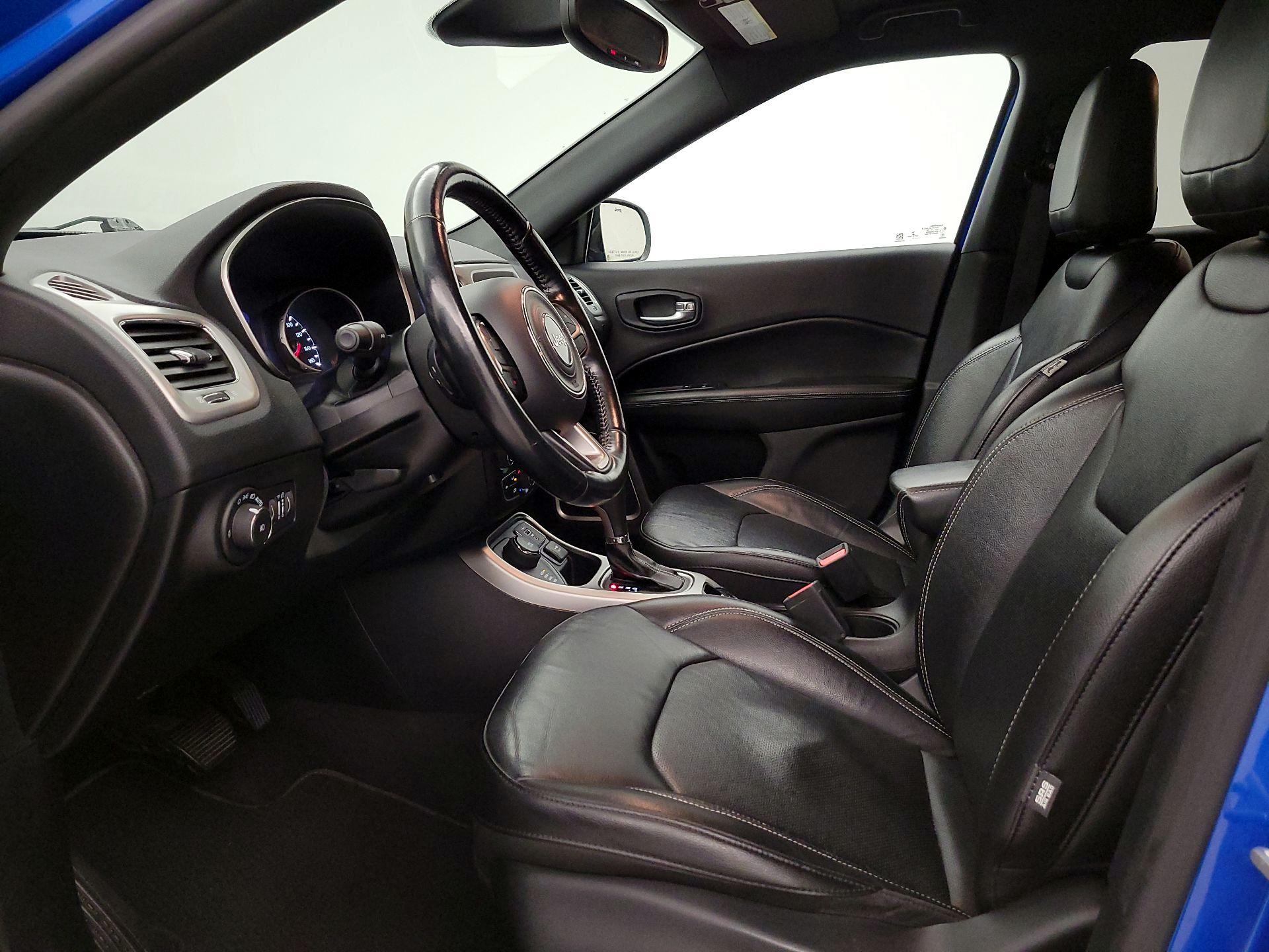 Thumbnail: 2021 Jeep Compass - 11