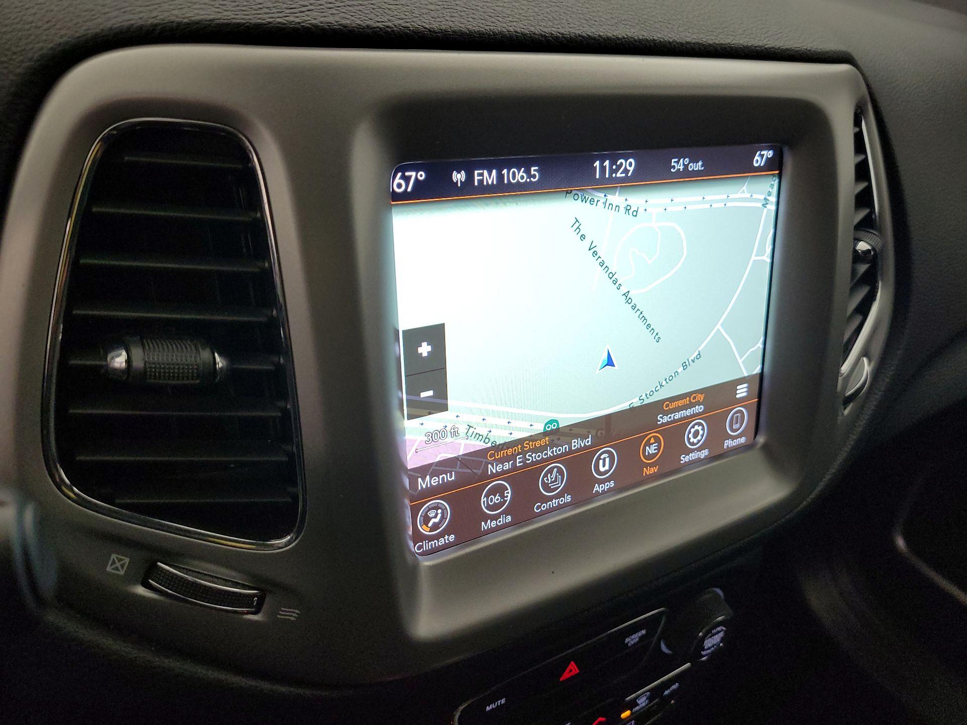 Thumbnail: 2021 Jeep Compass - 14