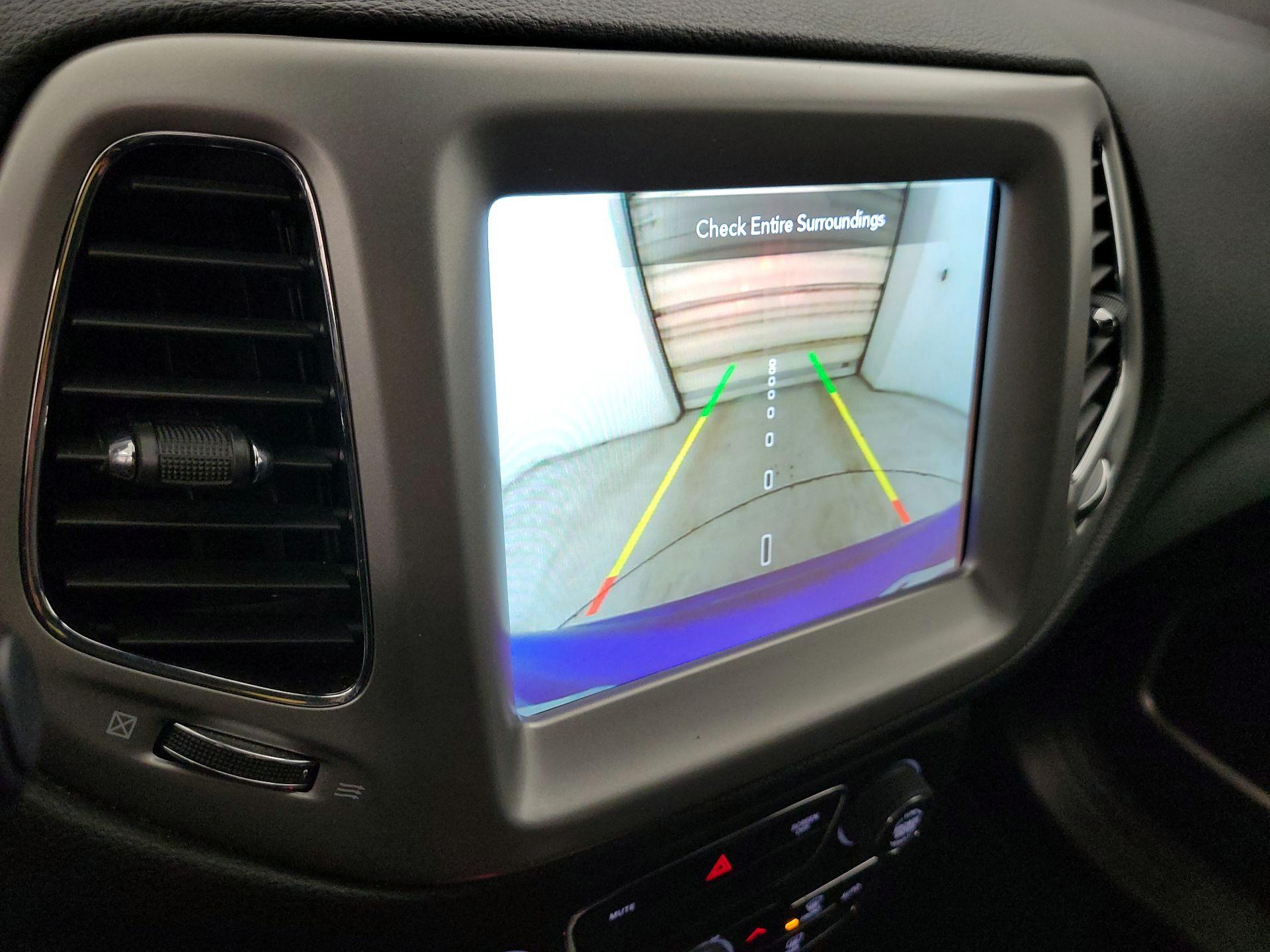 Thumbnail: 2021 Jeep Compass - 15