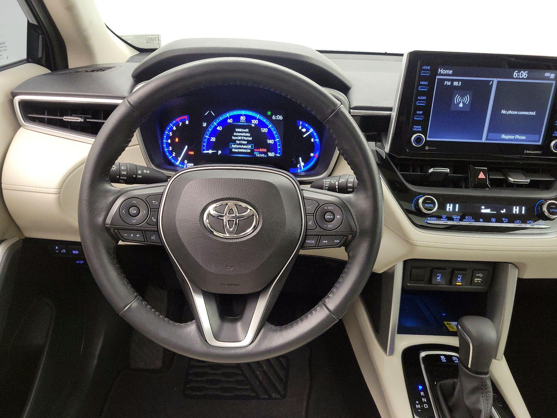 Thumbnail: 2022 Toyota Corolla Cross - 10