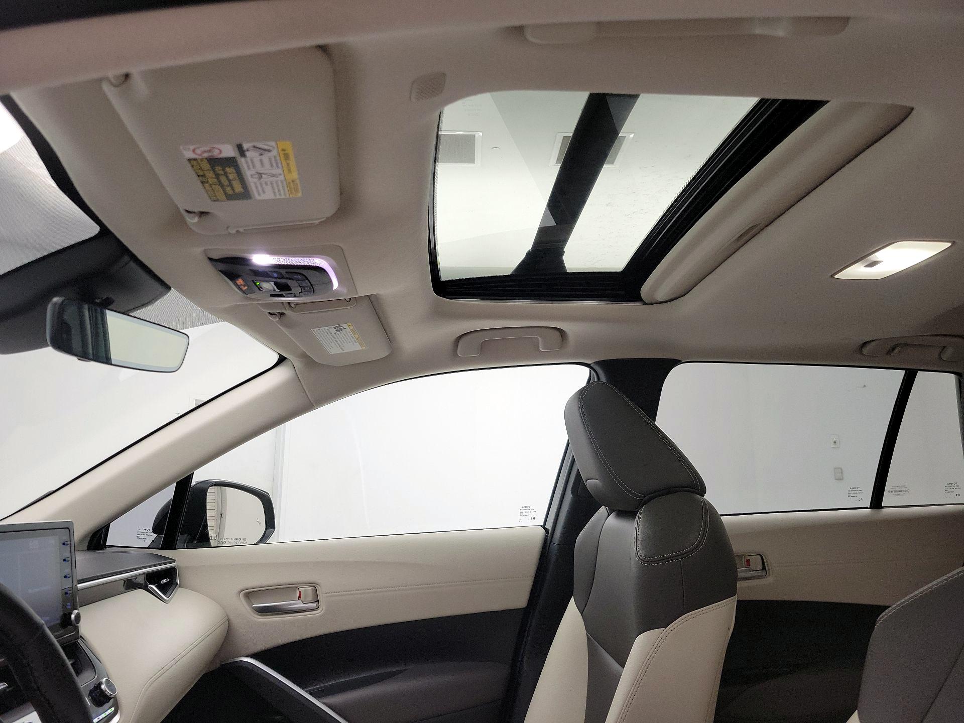 Thumbnail: 2022 Toyota Corolla Cross - 19