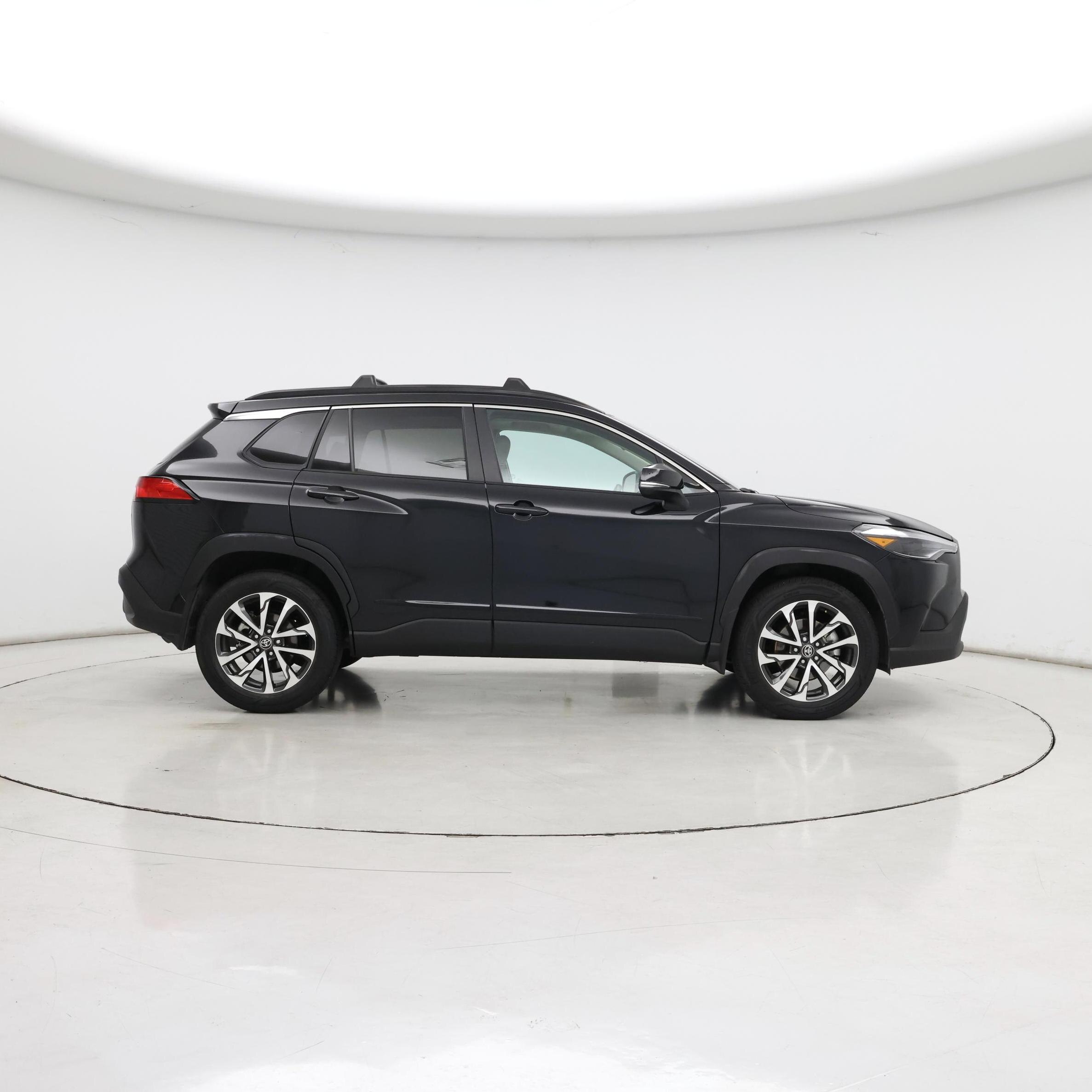 Thumbnail: 2022 Toyota Corolla Cross - 7