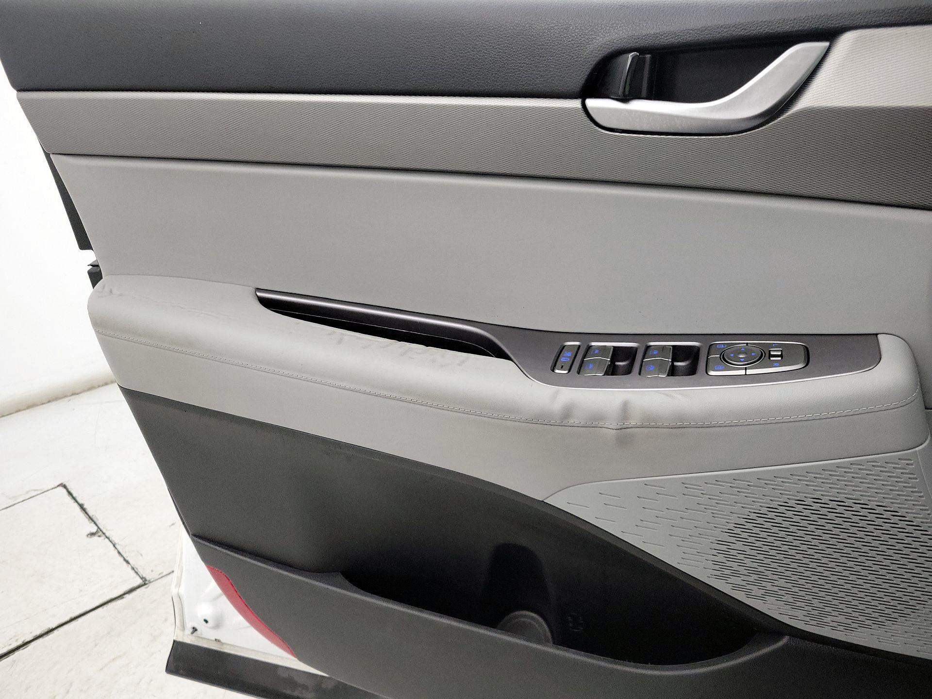 Thumbnail: 2021 Hyundai Palisade - 12