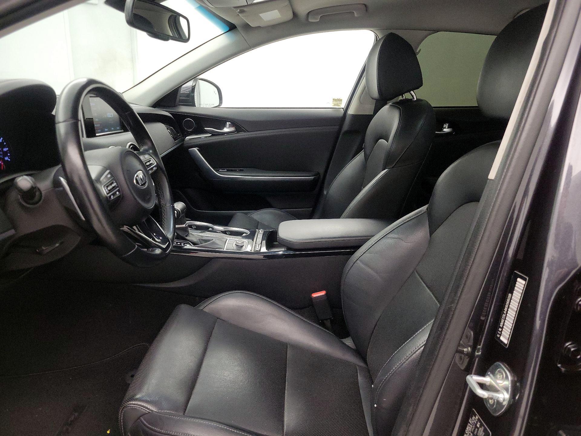 Thumbnail: 2019 Kia Stinger - 11