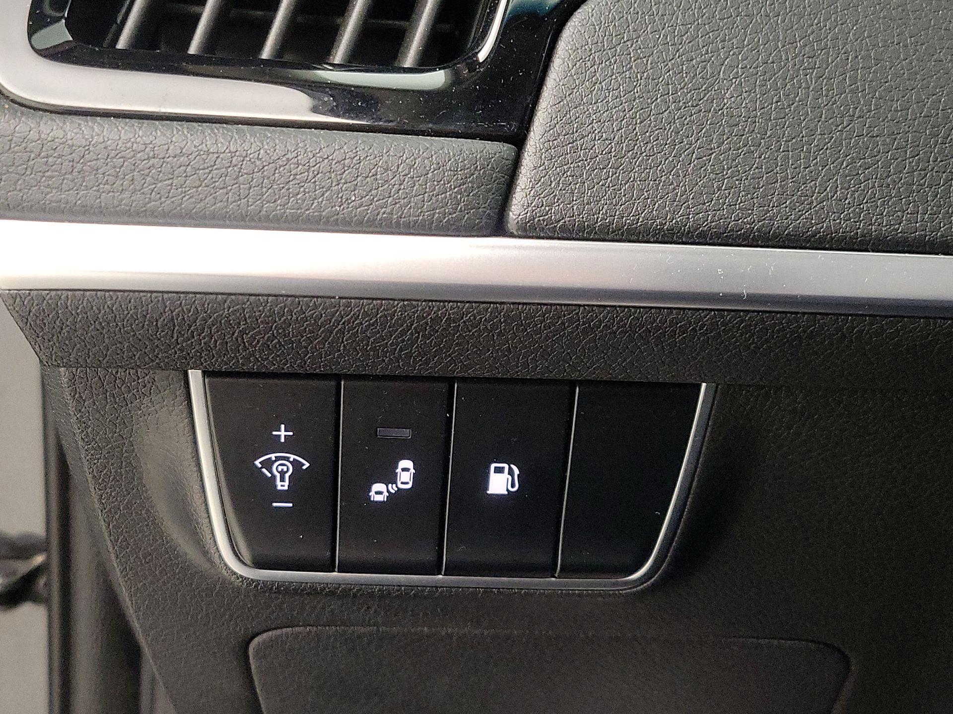 Thumbnail: 2019 Kia Stinger - 13