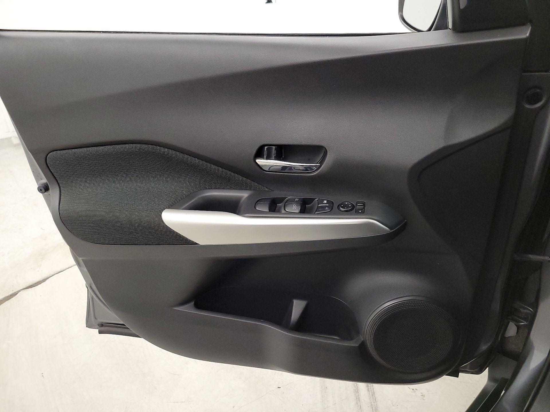 Thumbnail: 2020 Nissan Kicks - 12