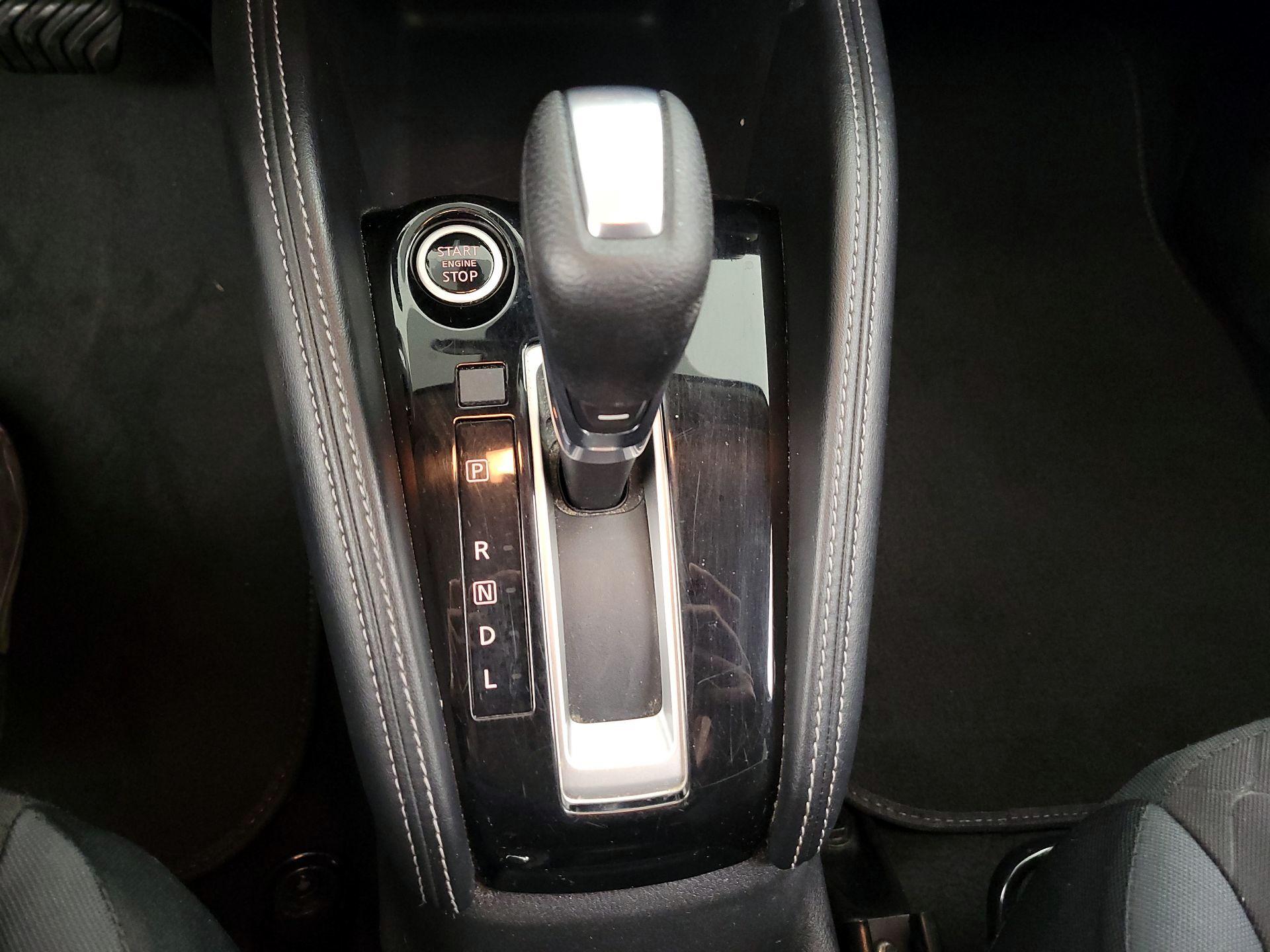 Thumbnail: 2020 Nissan Kicks - 16