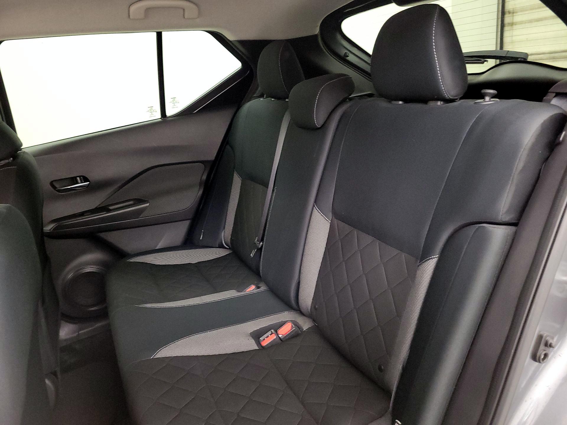 Thumbnail: 2020 Nissan Kicks - 17