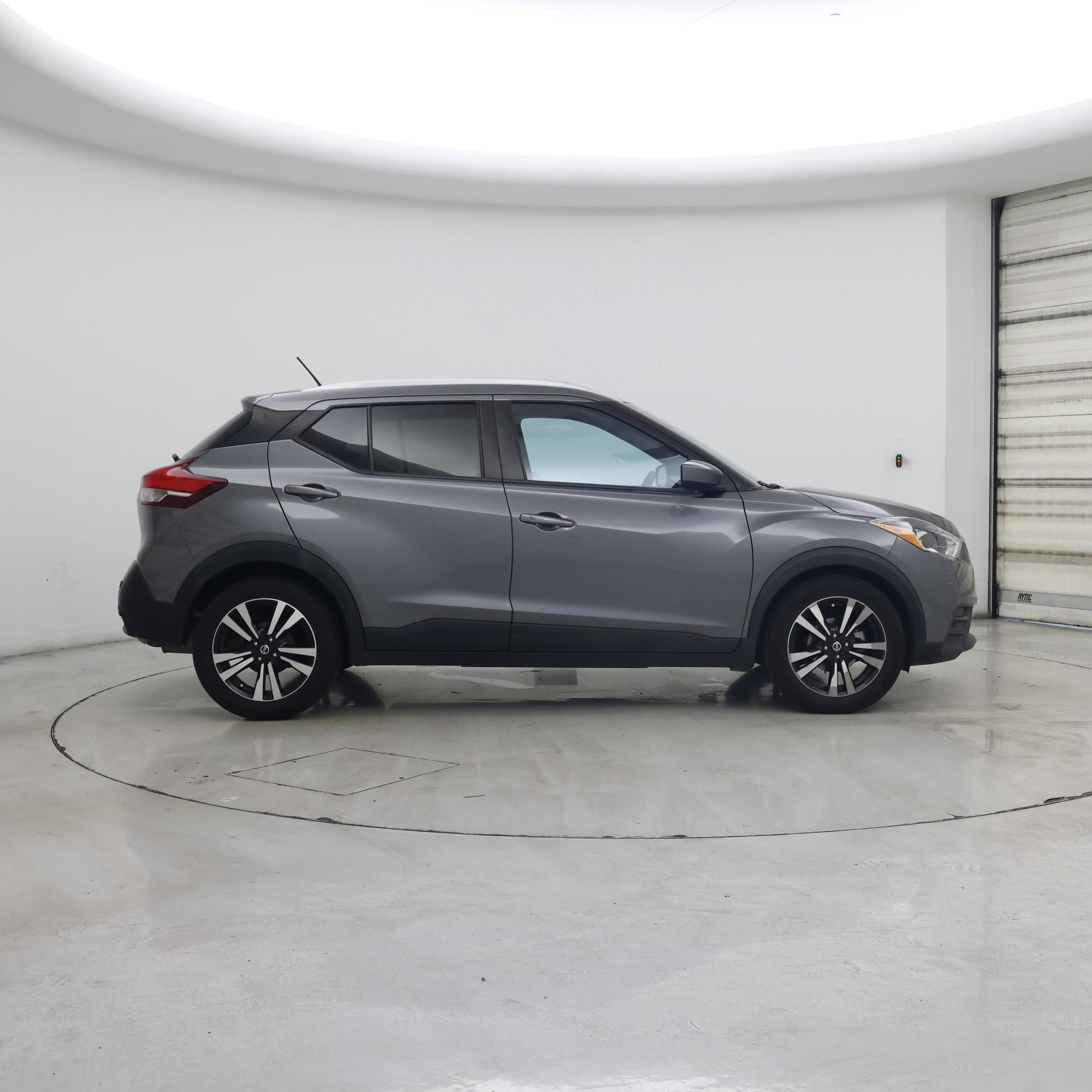 Thumbnail: 2020 Nissan Kicks - 7