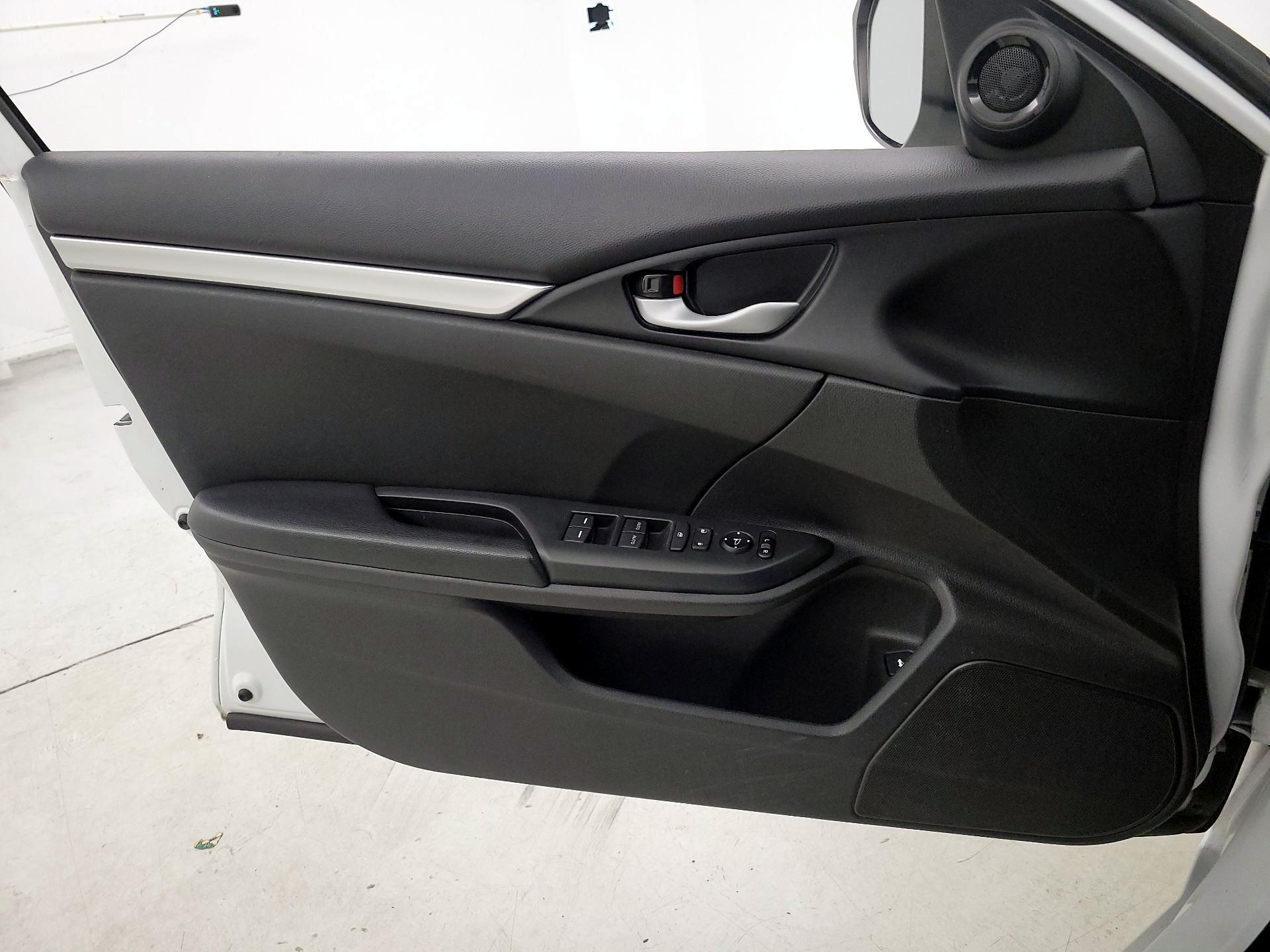 Thumbnail: 2020 Honda Civic - 12