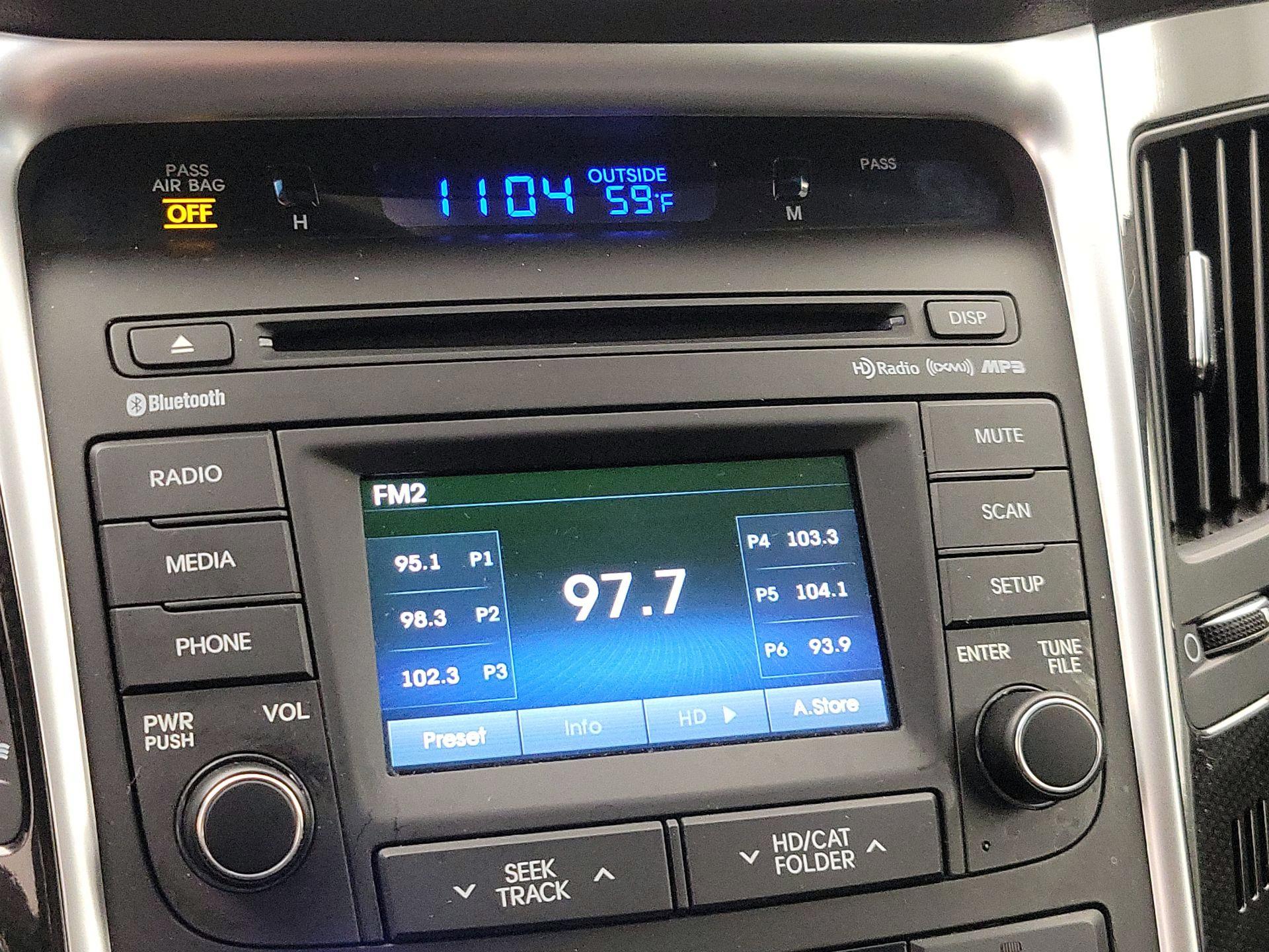 Thumbnail: 2014 Hyundai Sonata - 15