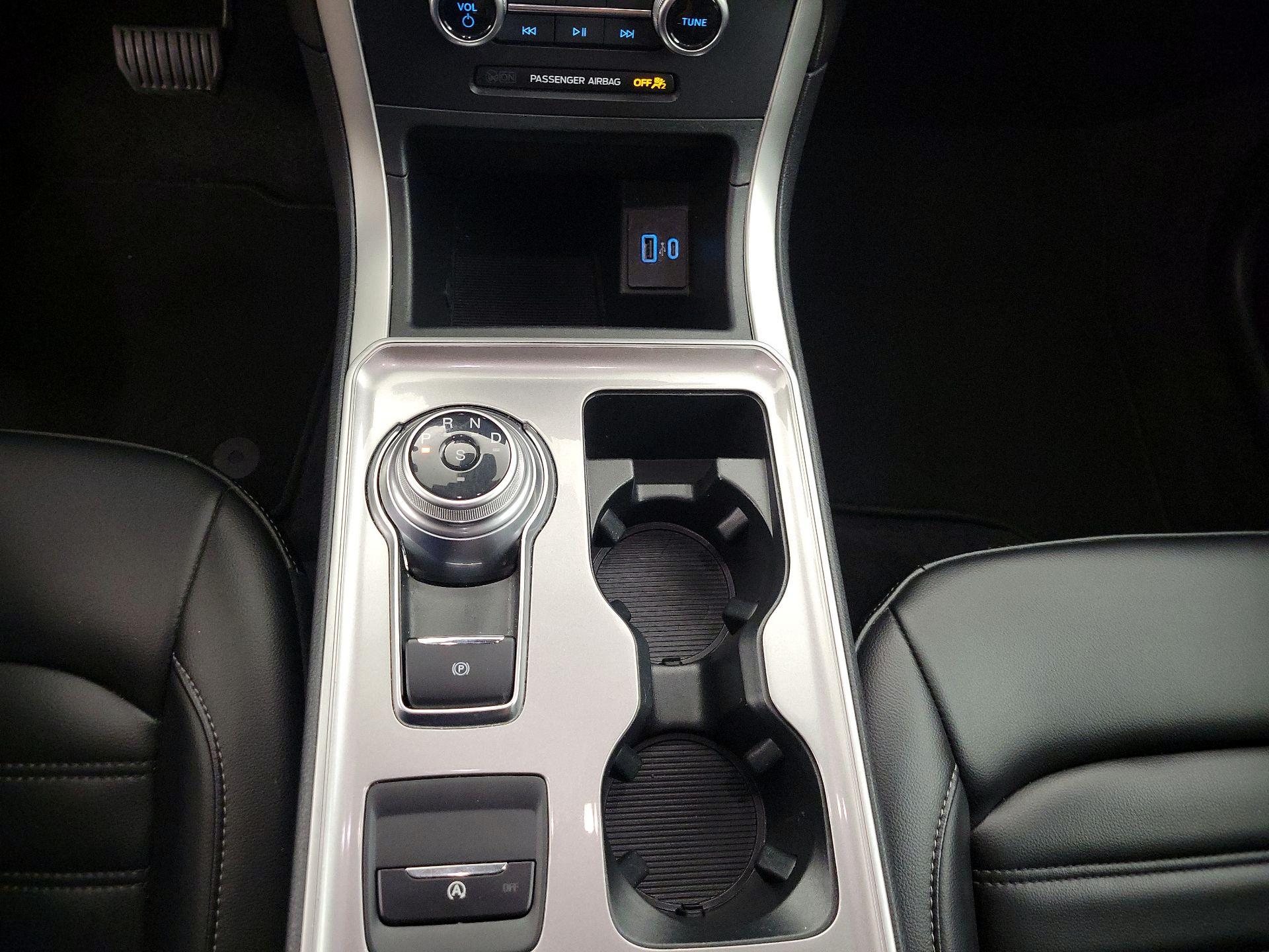 Thumbnail: 2024 Ford Edge - 17