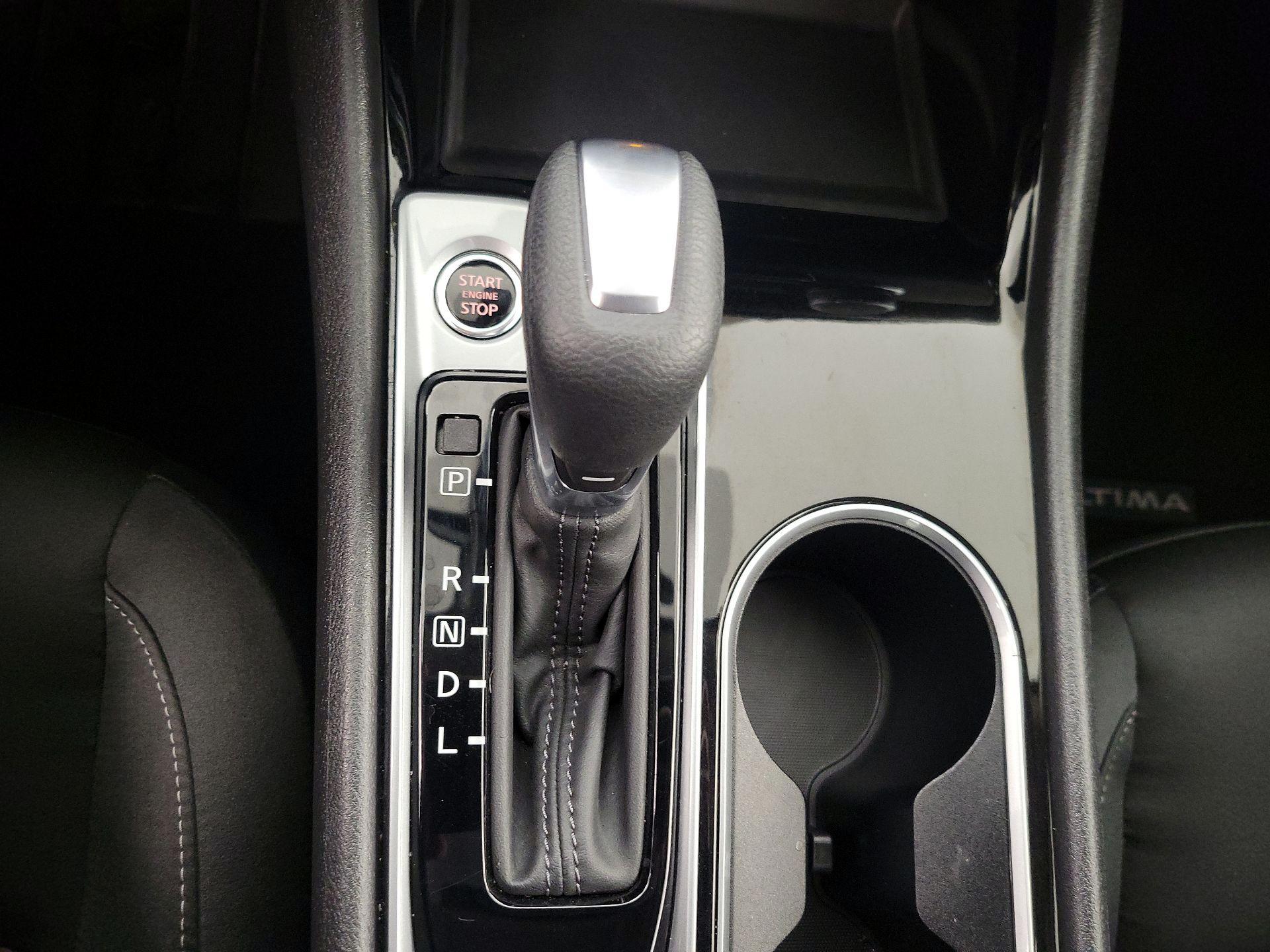 Thumbnail: 2024 Nissan Altima - 17