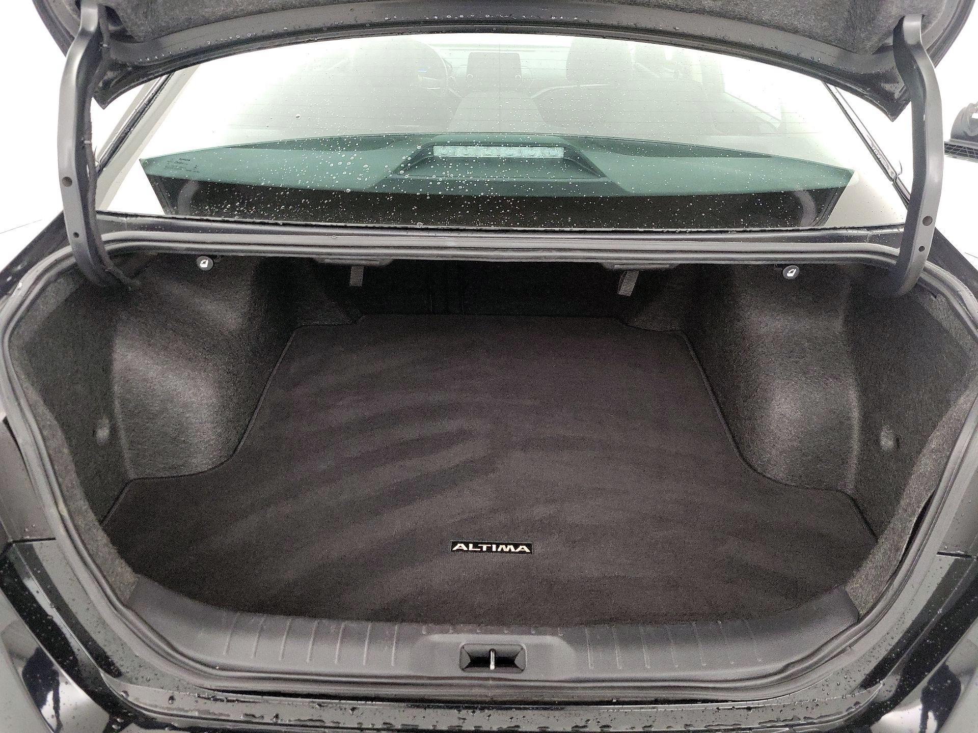 Thumbnail: 2024 Nissan Altima - 20