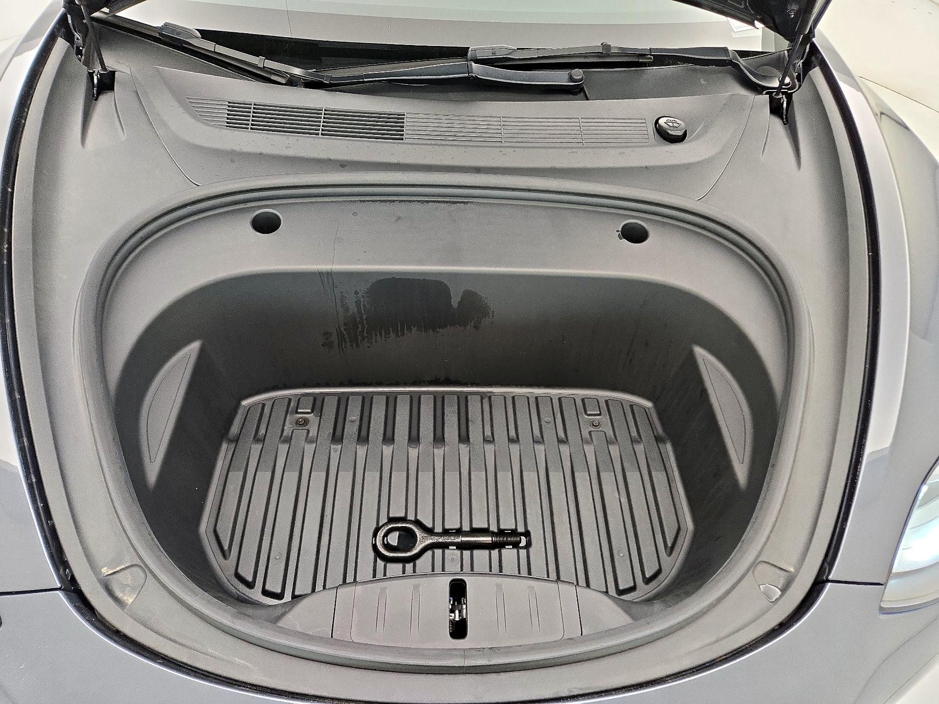 Thumbnail: 2022 Tesla Model 3 - 19