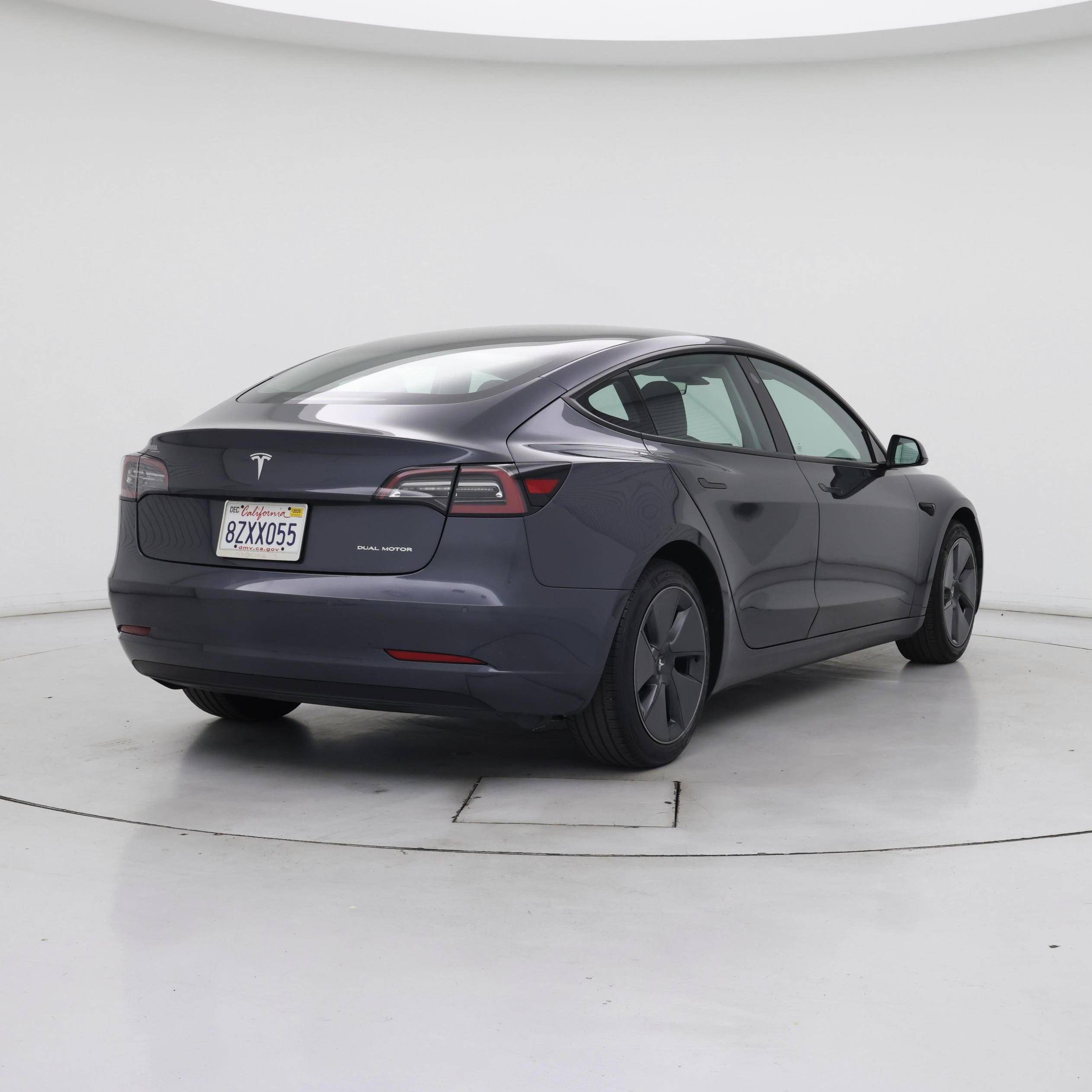 Thumbnail: 2022 Tesla Model 3 - 8