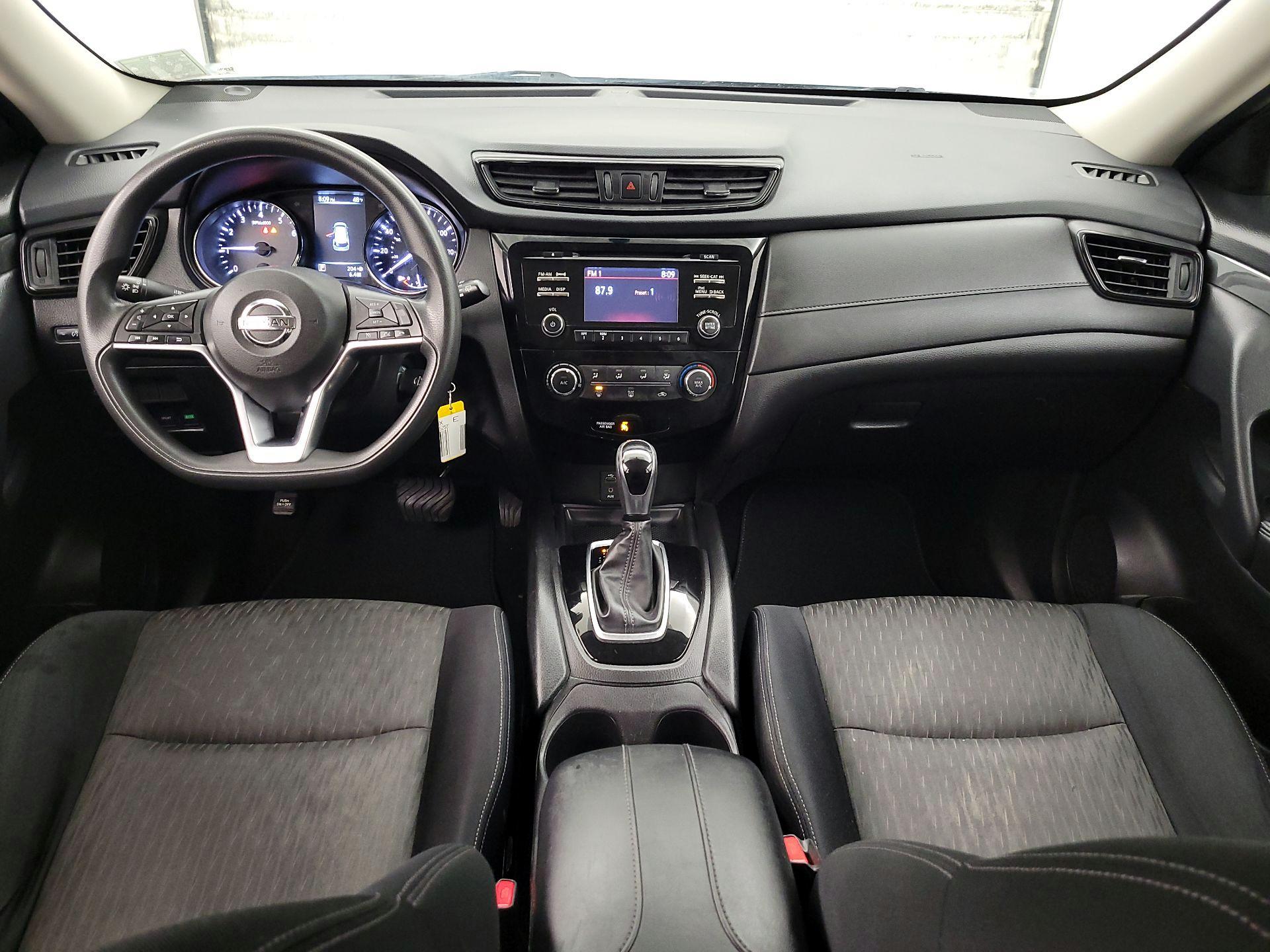 Thumbnail: 2017 Nissan Rogue - 9