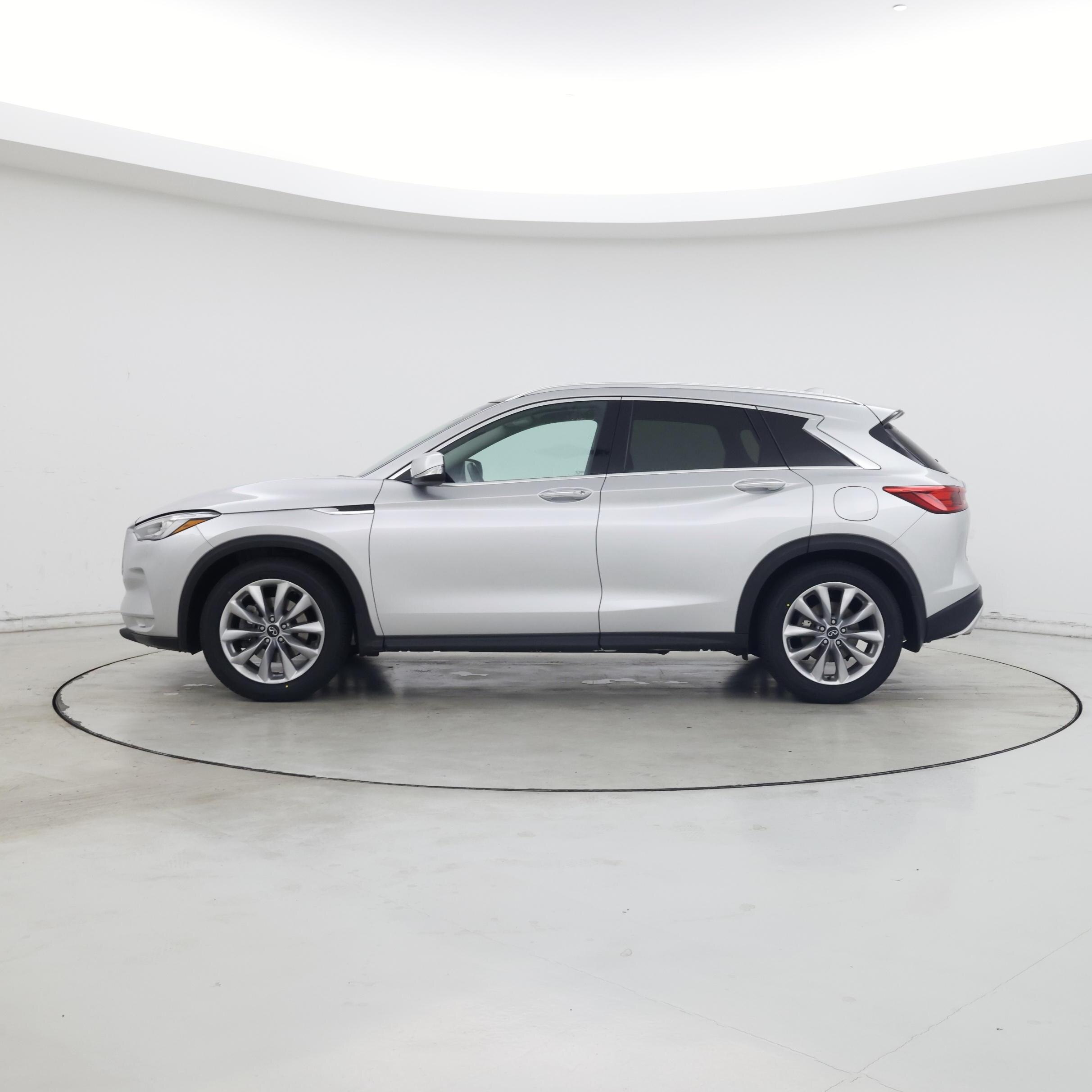 Thumbnail: 2020 INFINITI QX50 - 3