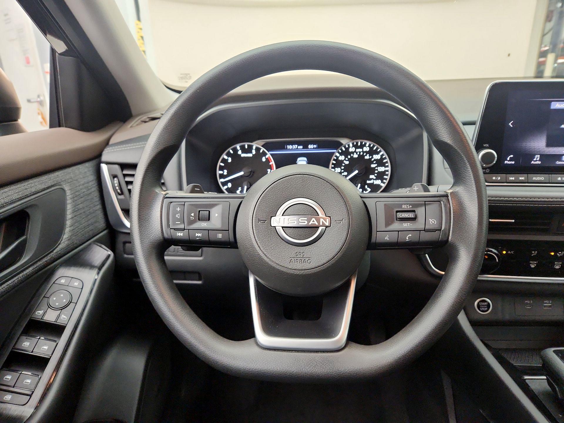 Thumbnail: 2023 Nissan Rogue - 10