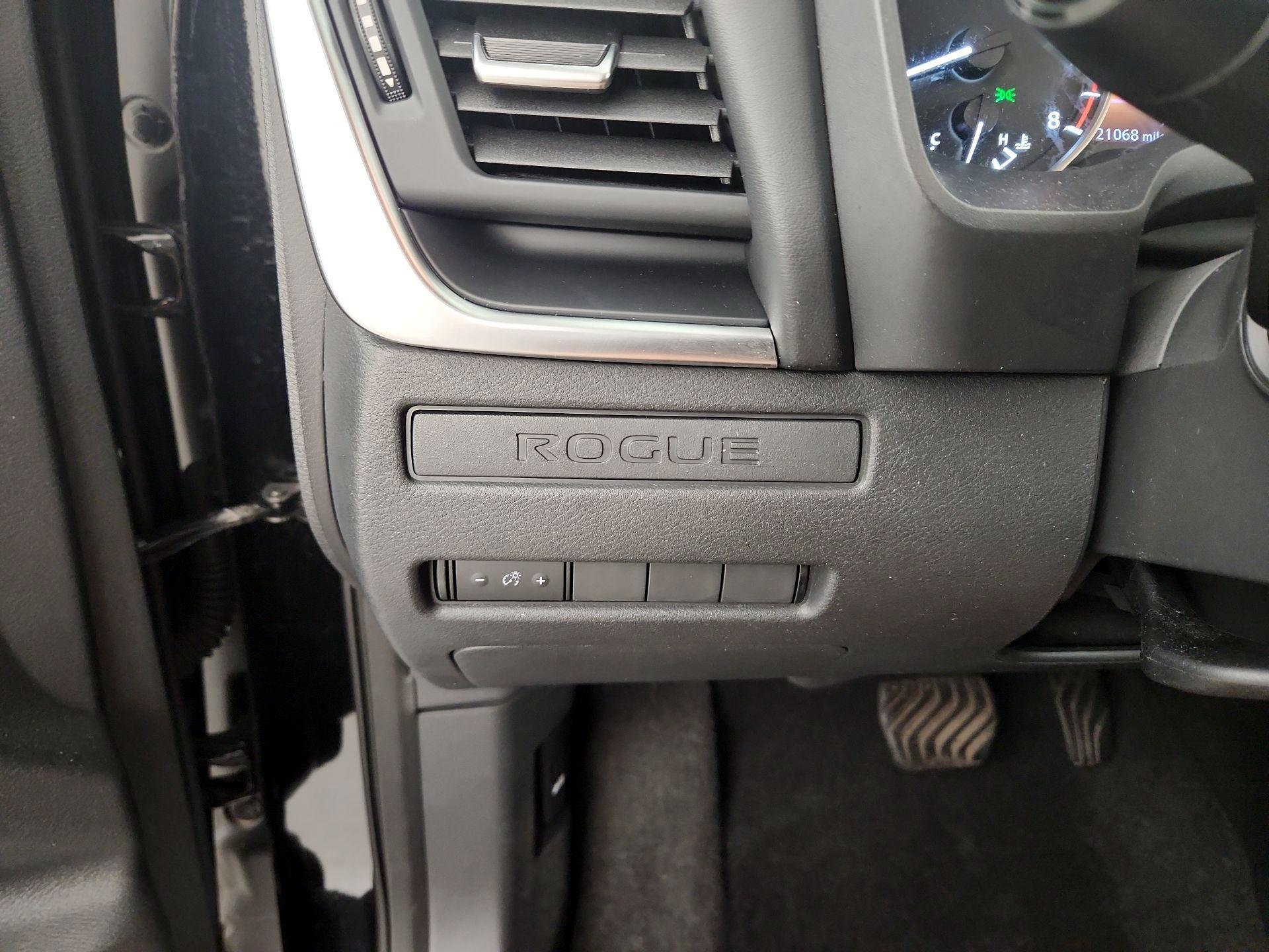 Thumbnail: 2023 Nissan Rogue - 13