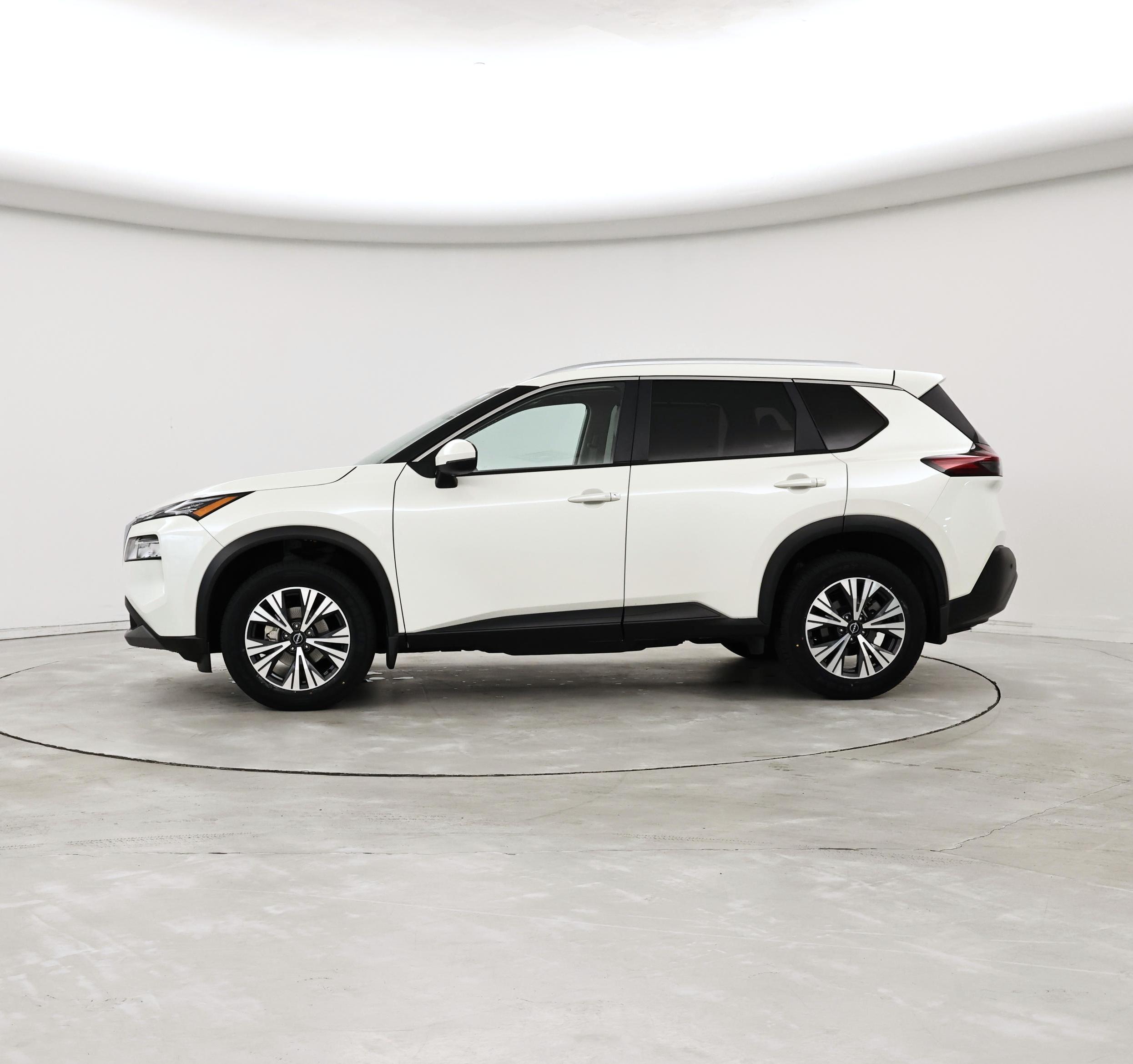Thumbnail: 2022 Nissan Rogue - 3