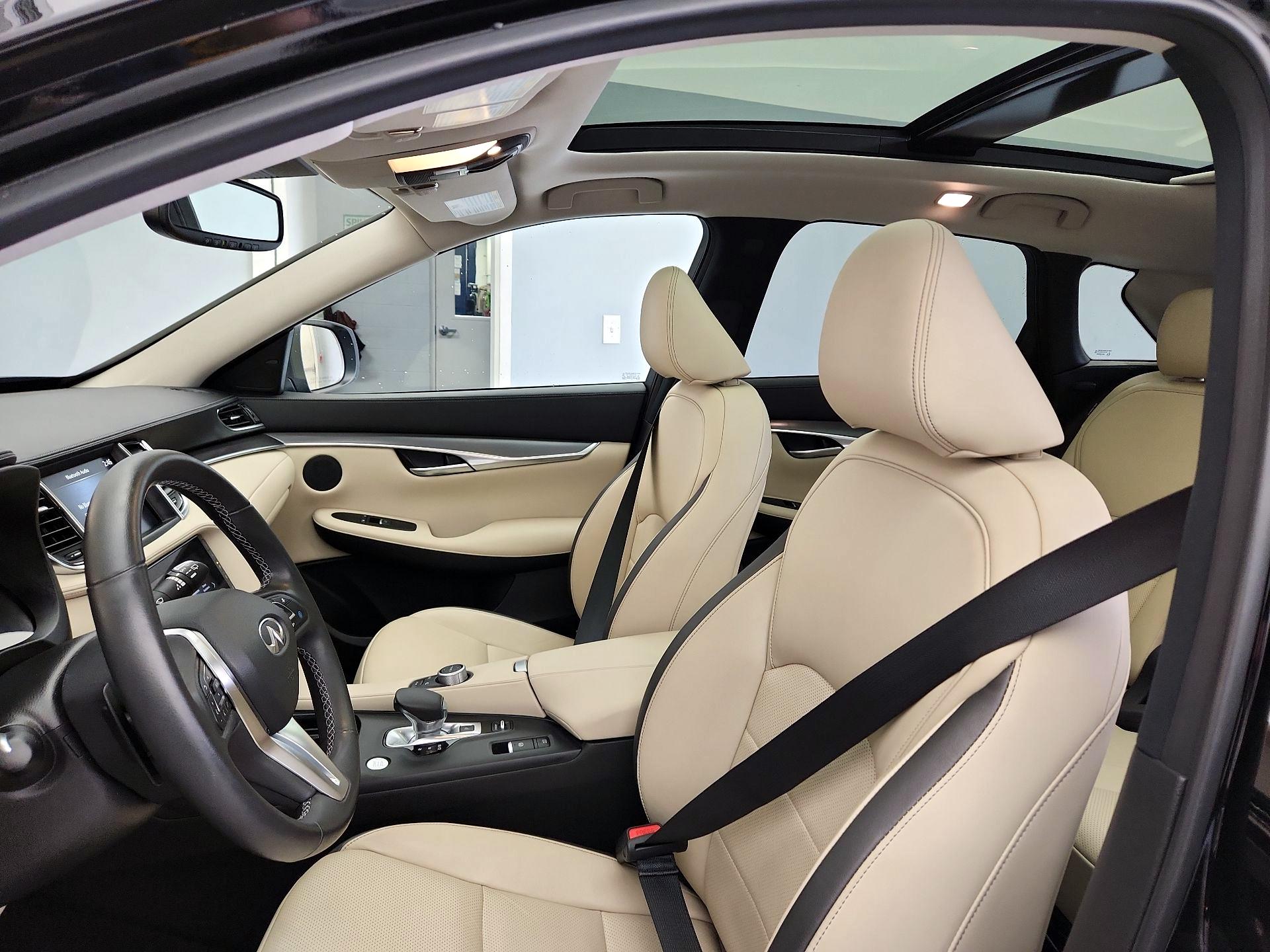 Thumbnail: 2022 INFINITI QX50 - 19