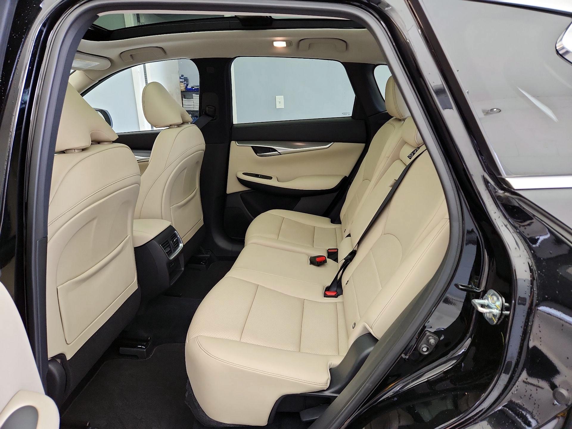 Thumbnail: 2022 INFINITI QX50 - 20