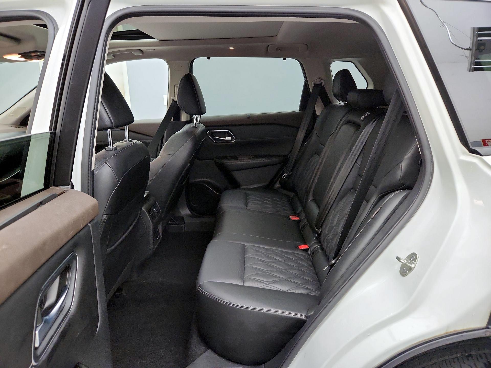 Thumbnail: 2023 Nissan Rogue - 20