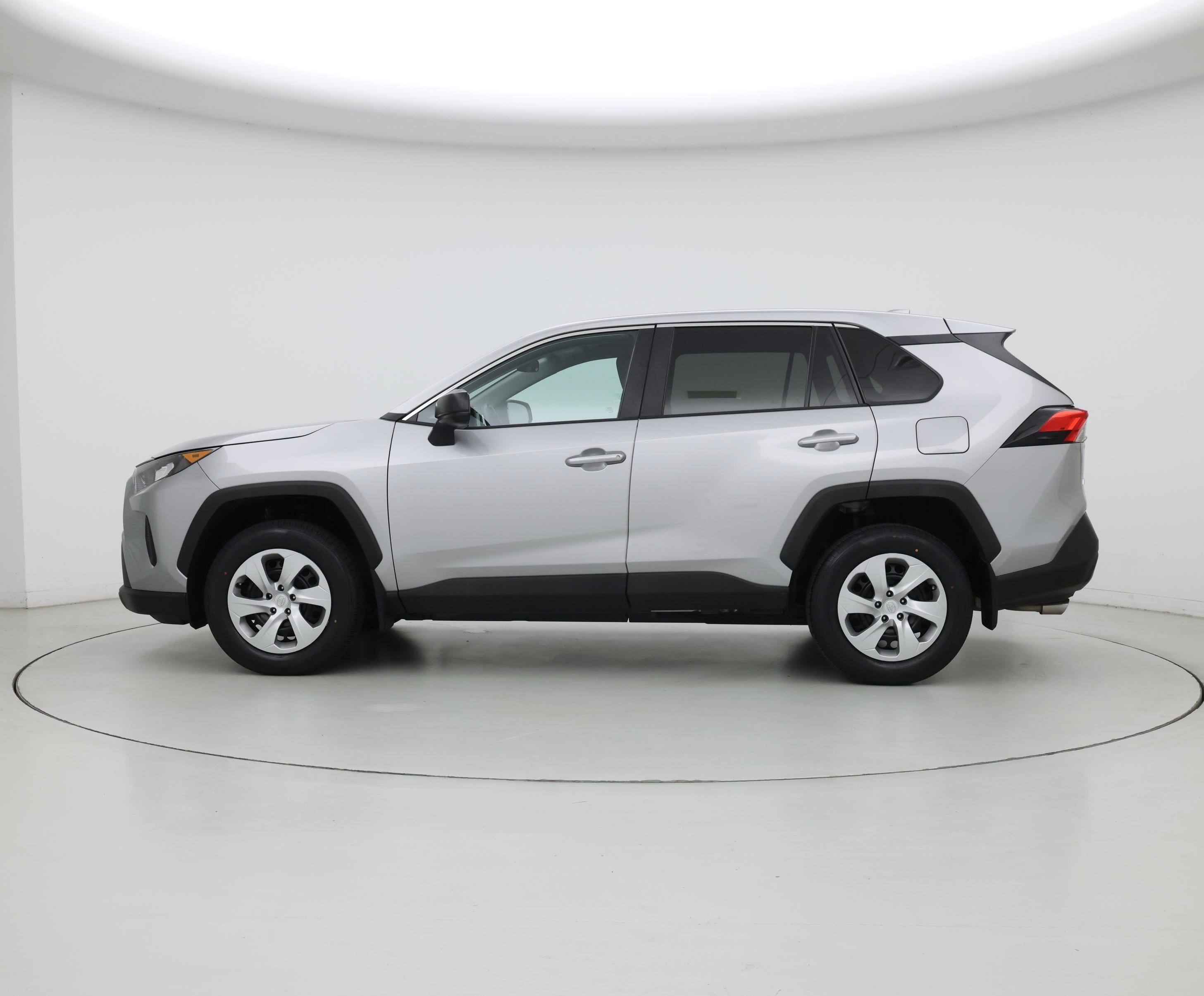 Thumbnail: 2022 Toyota RAV4 - 3