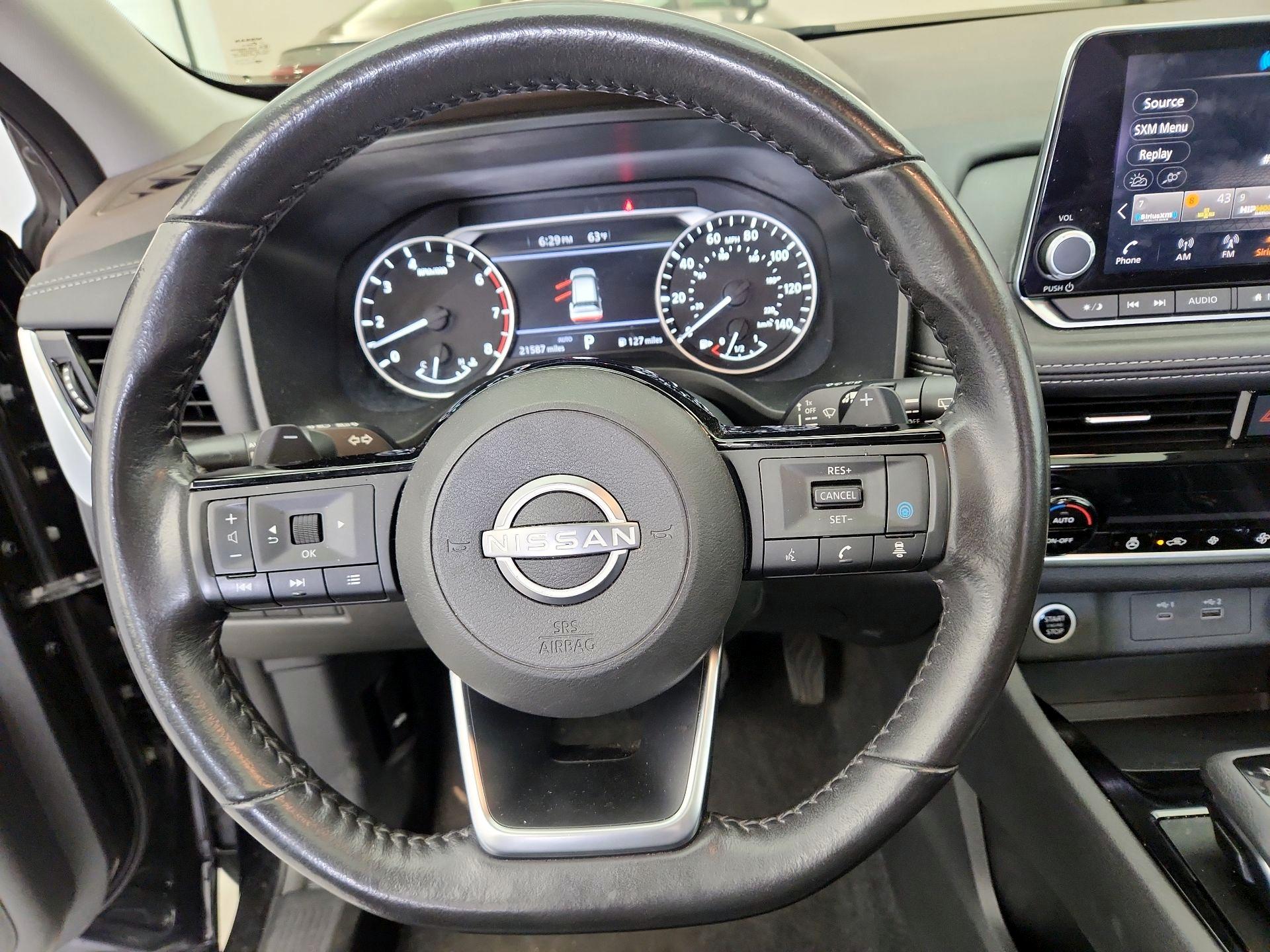 Thumbnail: 2023 Nissan Rogue - 10