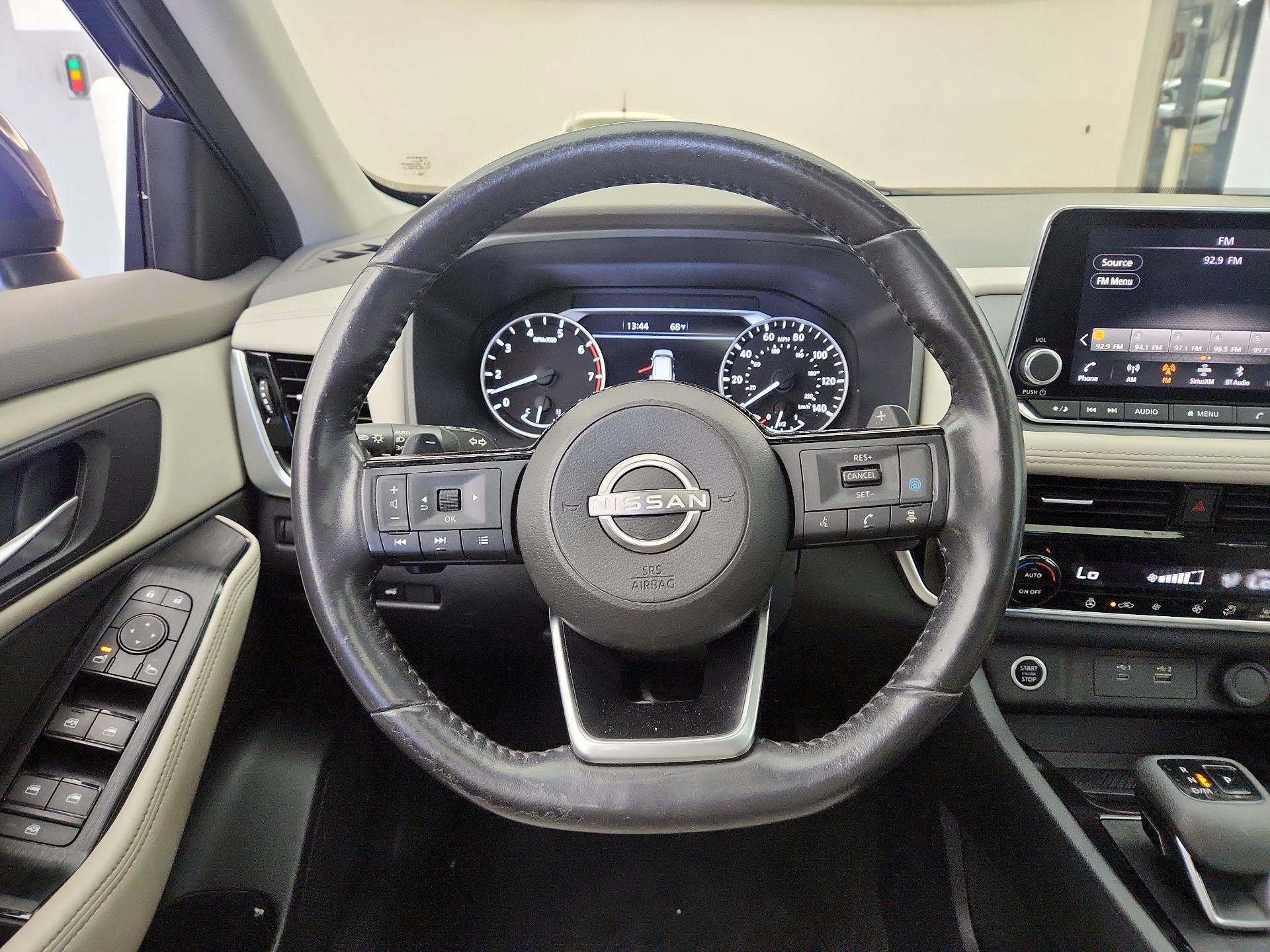 Thumbnail: 2022 Nissan Rogue - 10