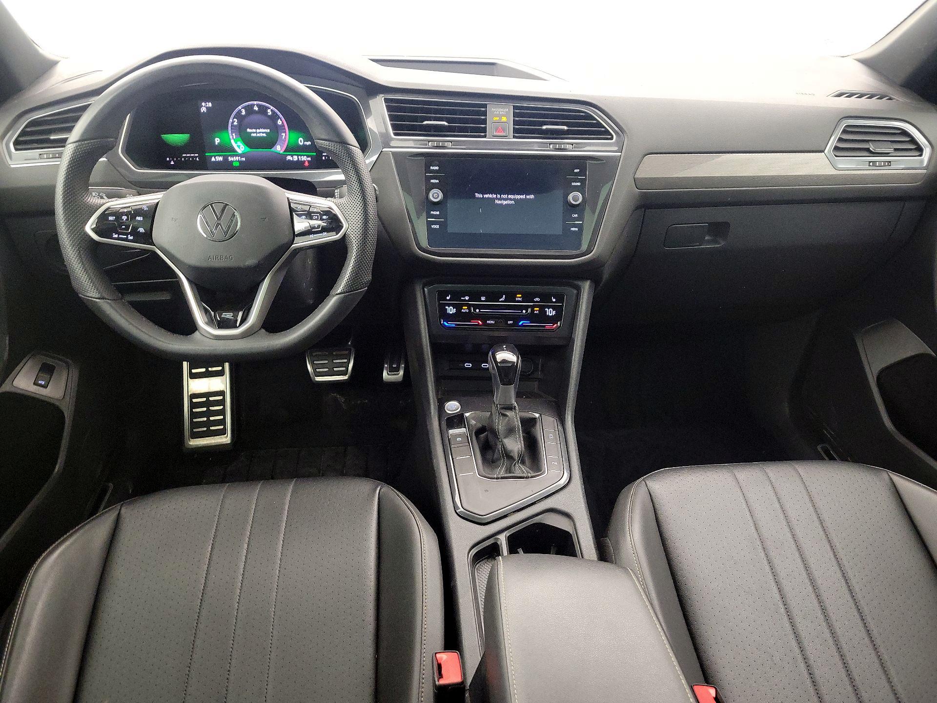 Thumbnail: 2022 Volkswagen Tiguan - 9