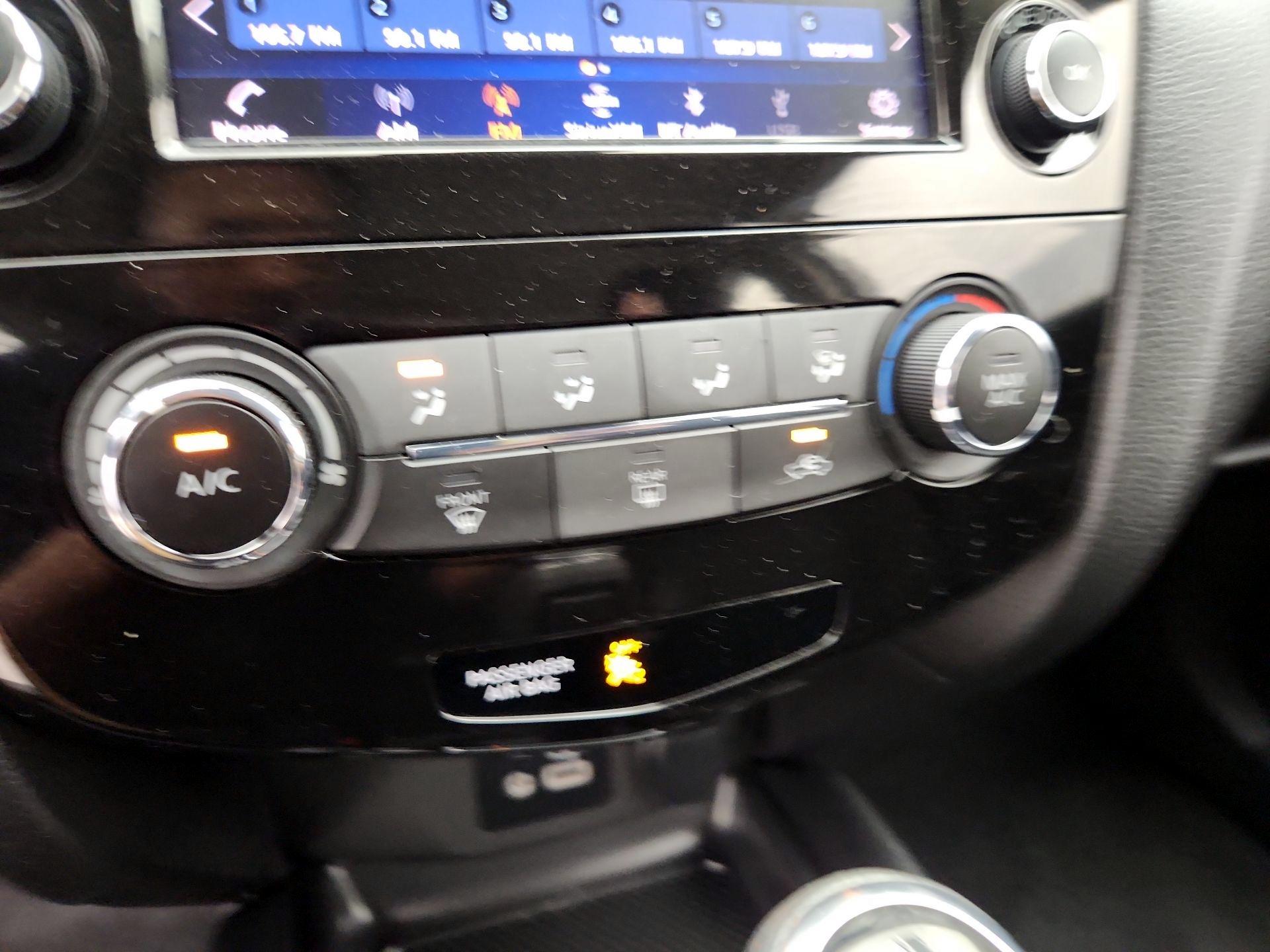 Thumbnail: 2020 Nissan Rogue Sport - 16