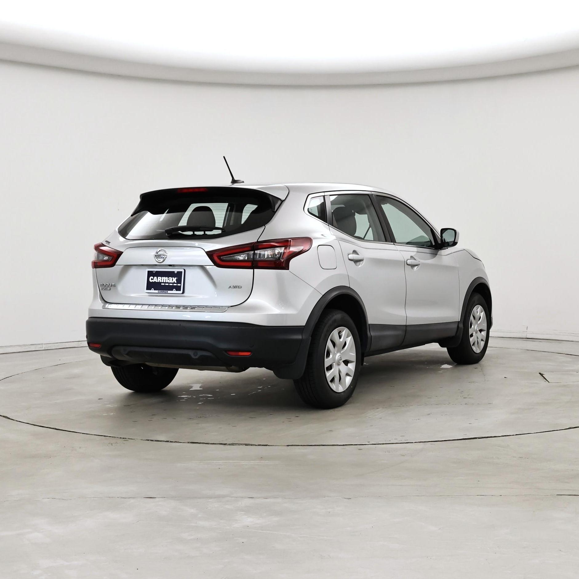 Thumbnail: 2020 Nissan Rogue Sport - 8