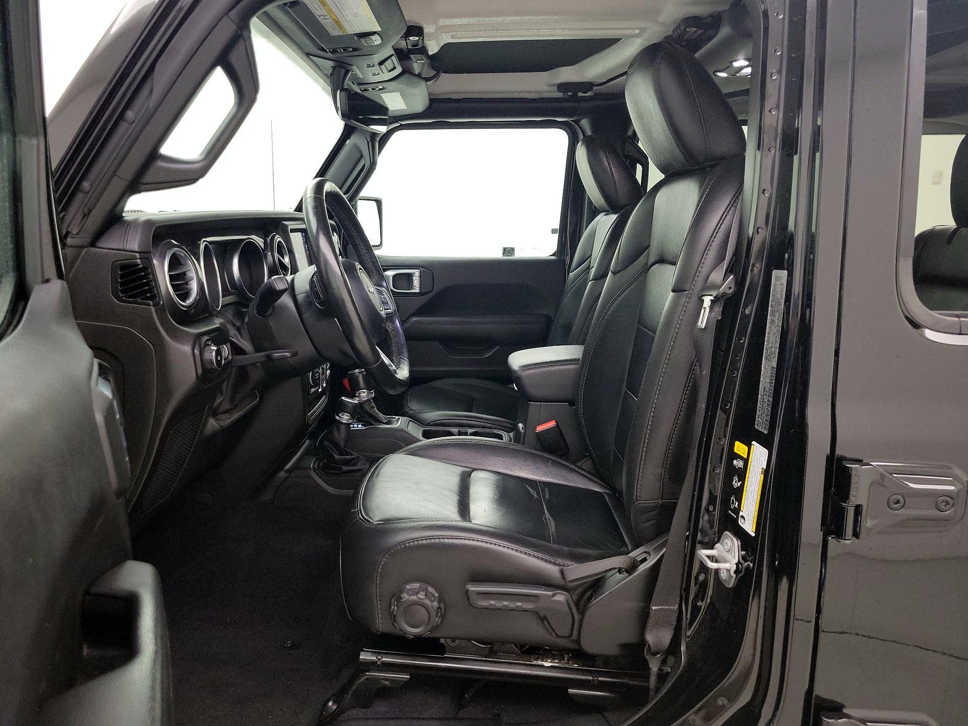 Thumbnail: 2022 Jeep Wrangler - 11