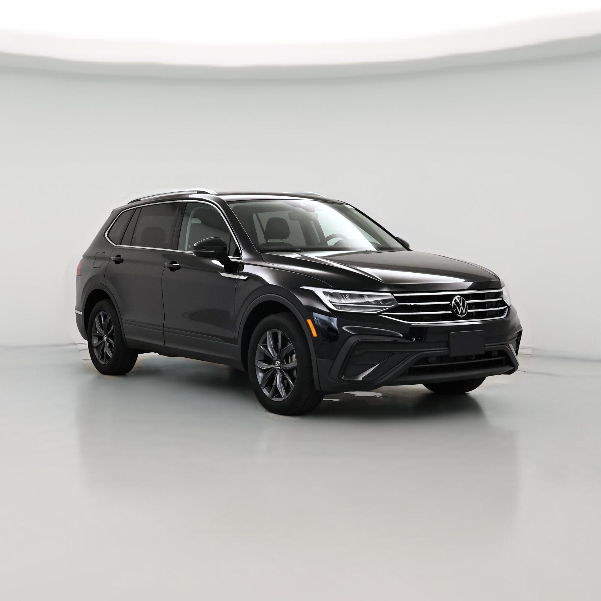 Thumbnail: 2022 Volkswagen Tiguan - 1