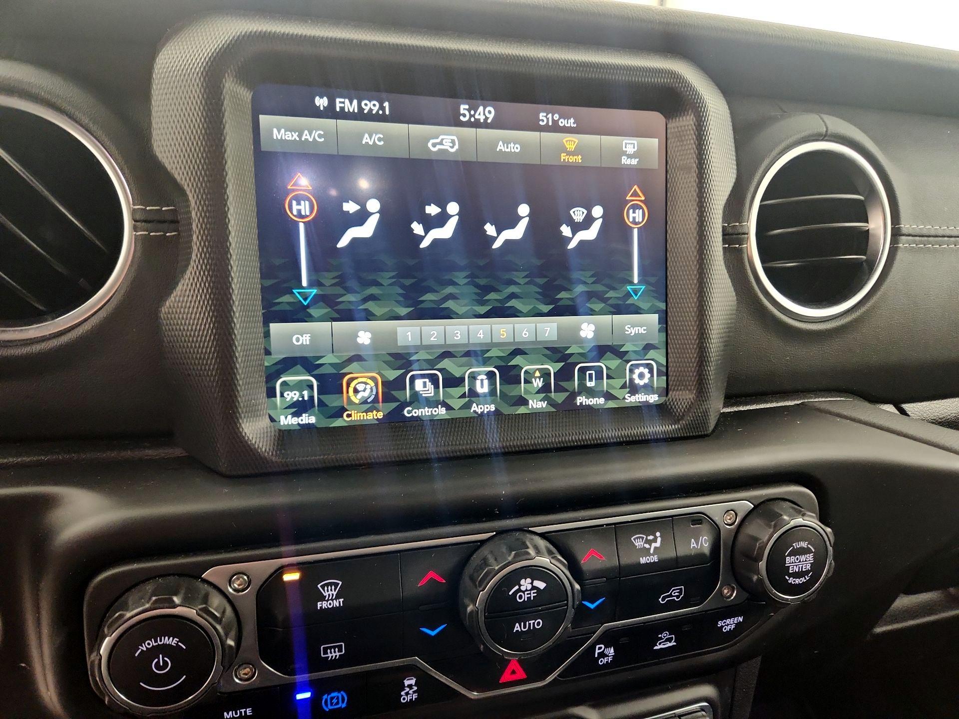 Thumbnail: 2023 Jeep Wrangler - 17