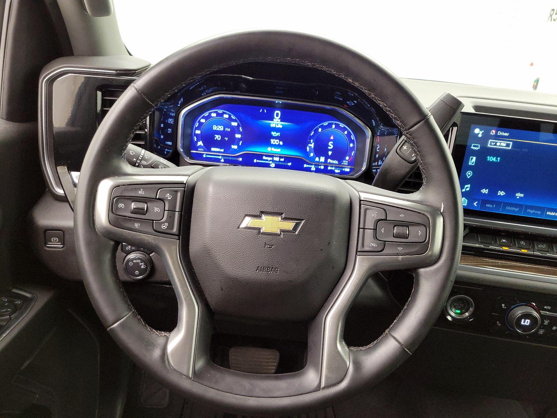 Thumbnail: 2023 Chevrolet Silverado 1500 - 10
