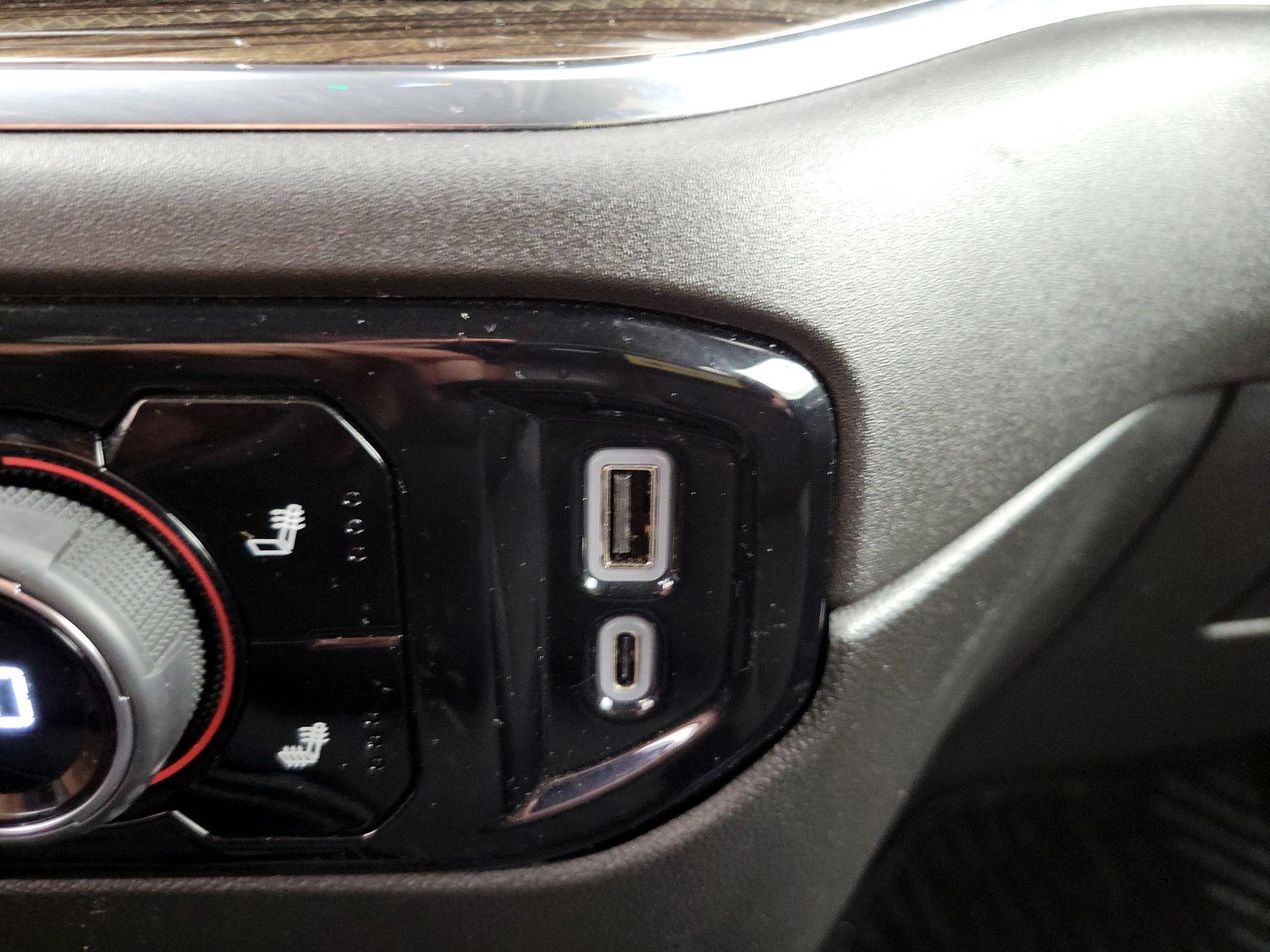 Thumbnail: 2023 Chevrolet Silverado 1500 - 18
