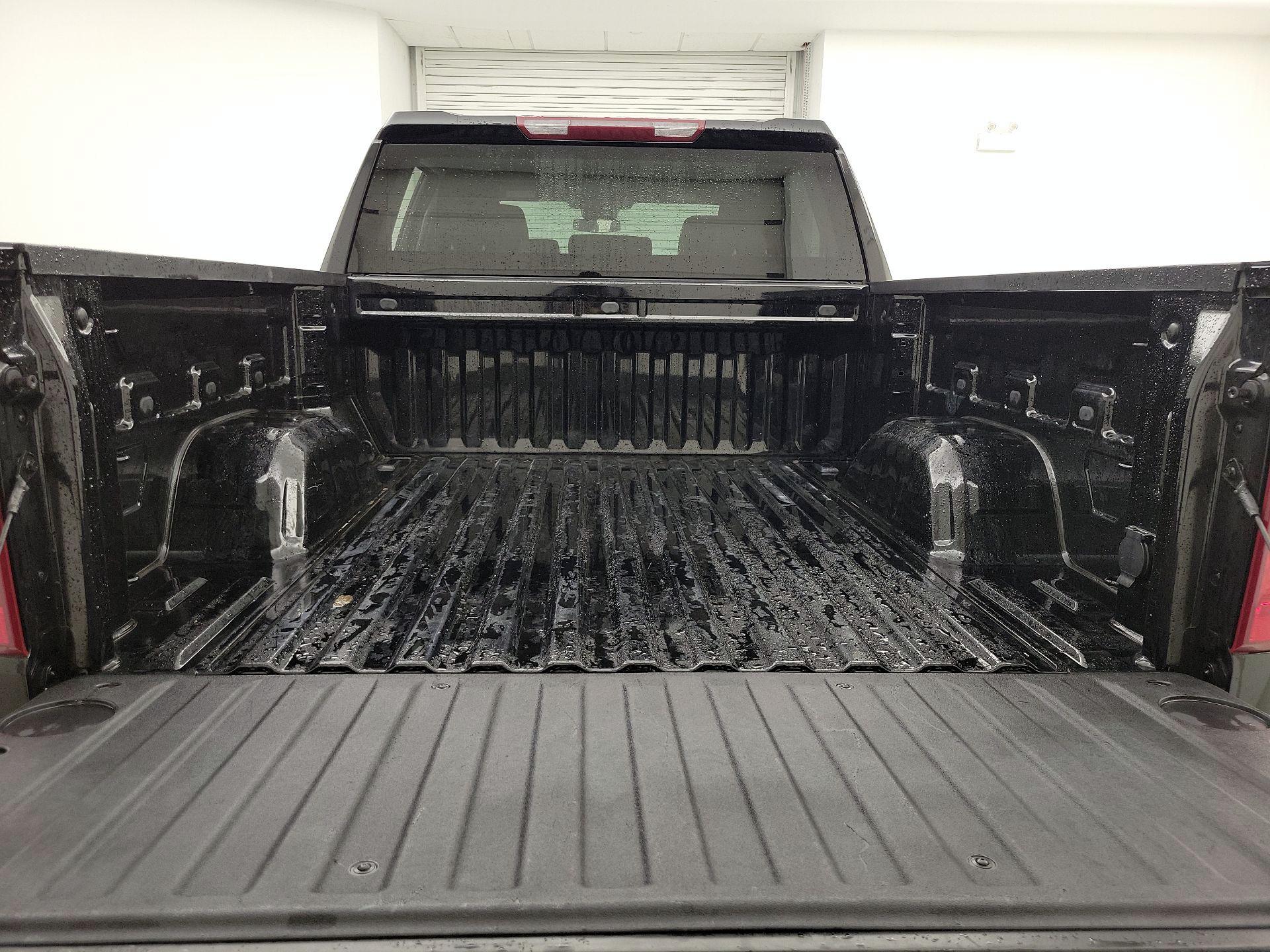 Thumbnail: 2023 Chevrolet Silverado 1500 - 20