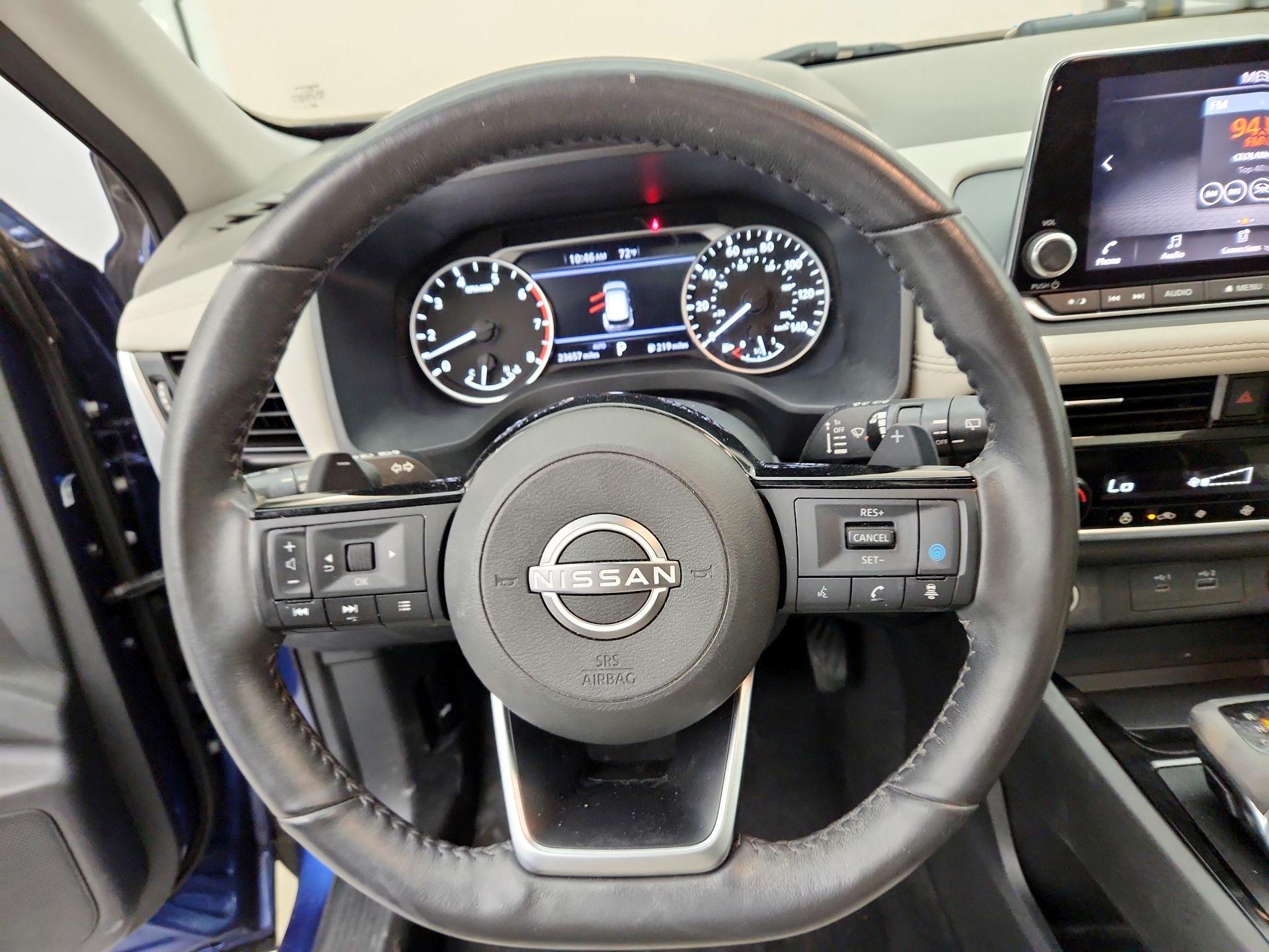 Thumbnail: 2022 Nissan Rogue - 10