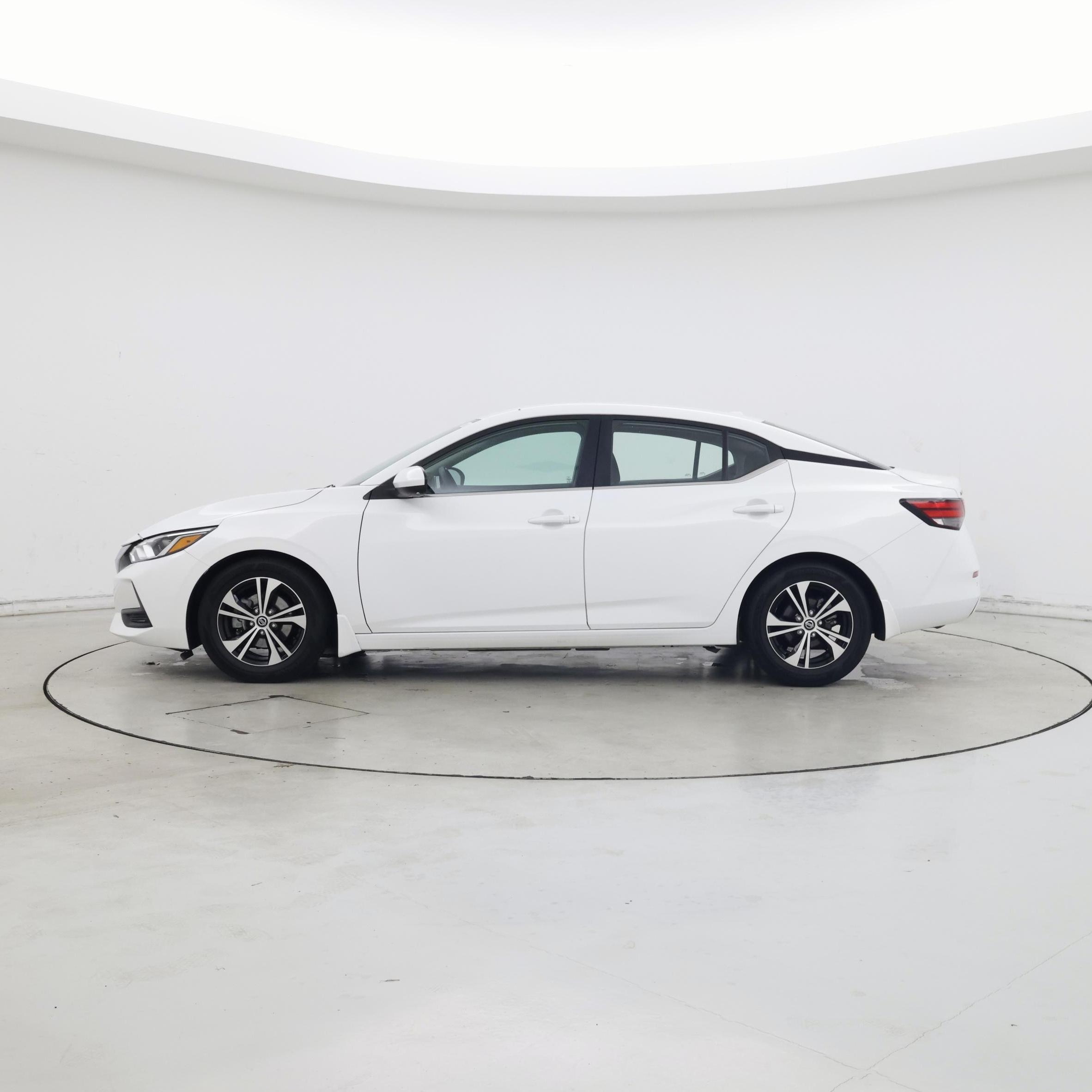 Thumbnail: 2021 Nissan Sentra - 3