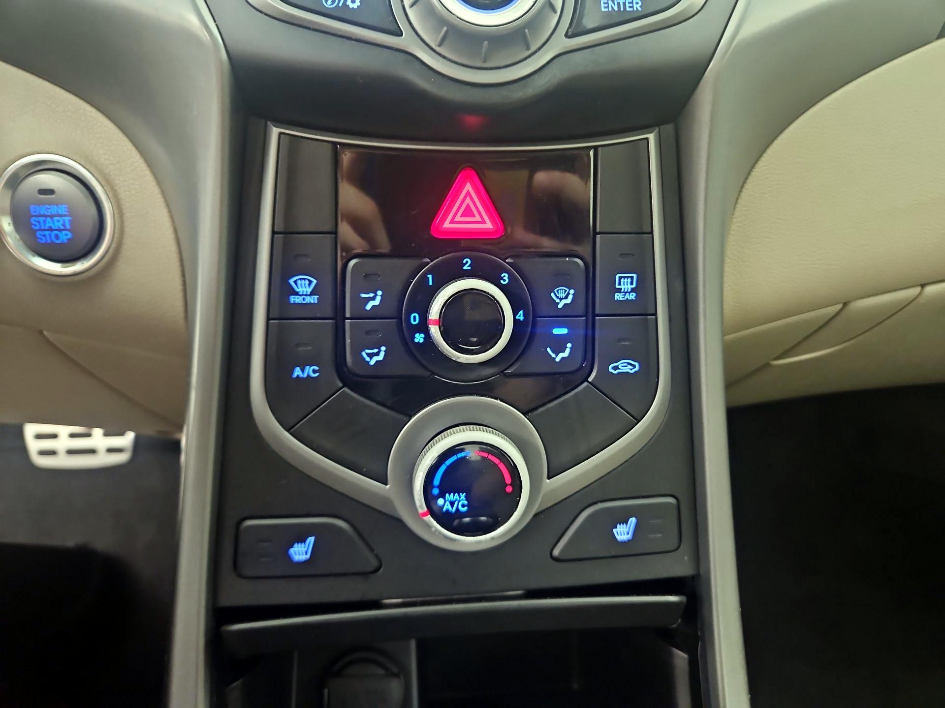 Thumbnail: 2015 Hyundai Elantra - 17