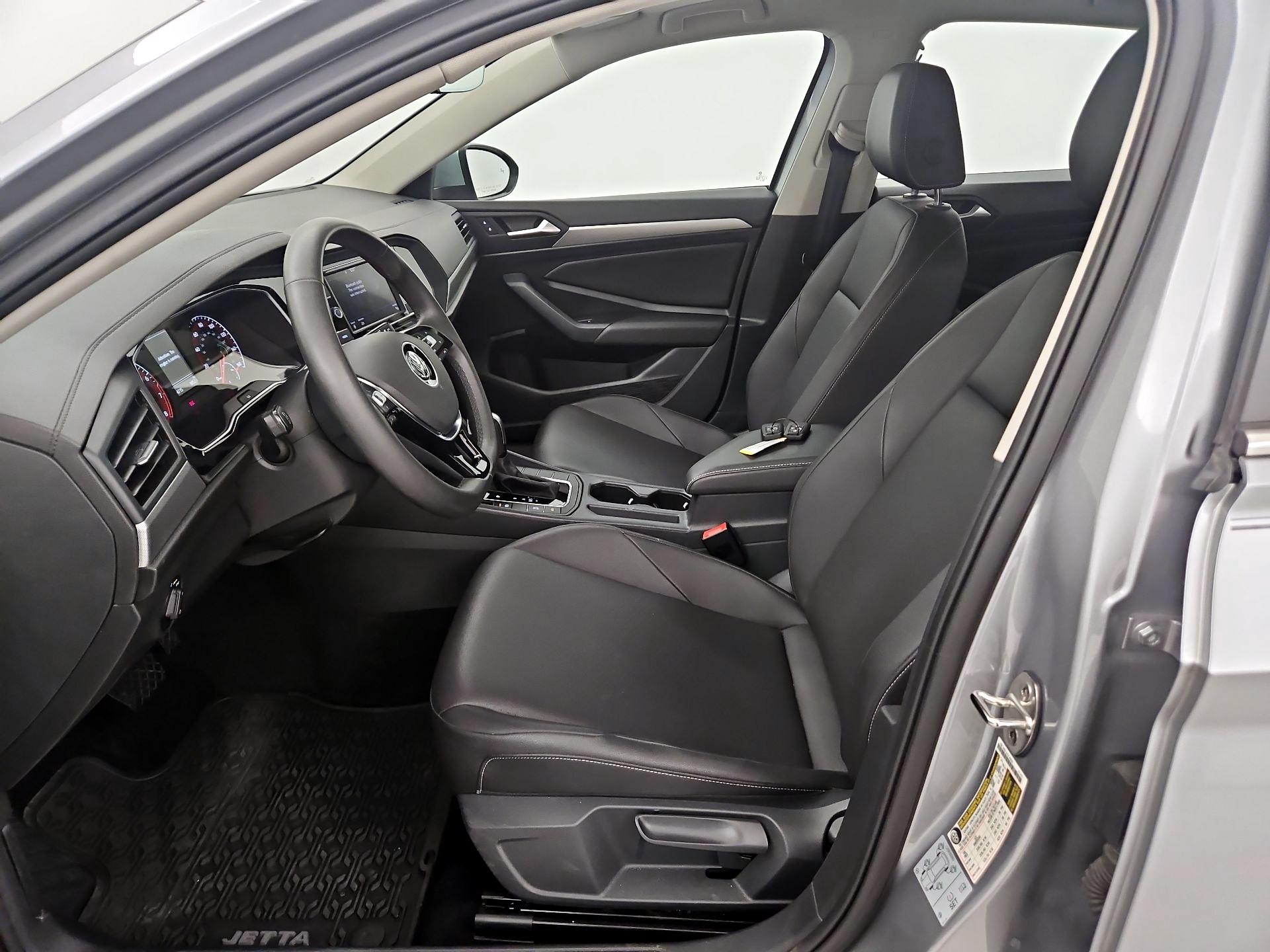 Thumbnail: 2020 Volkswagen Jetta - 11